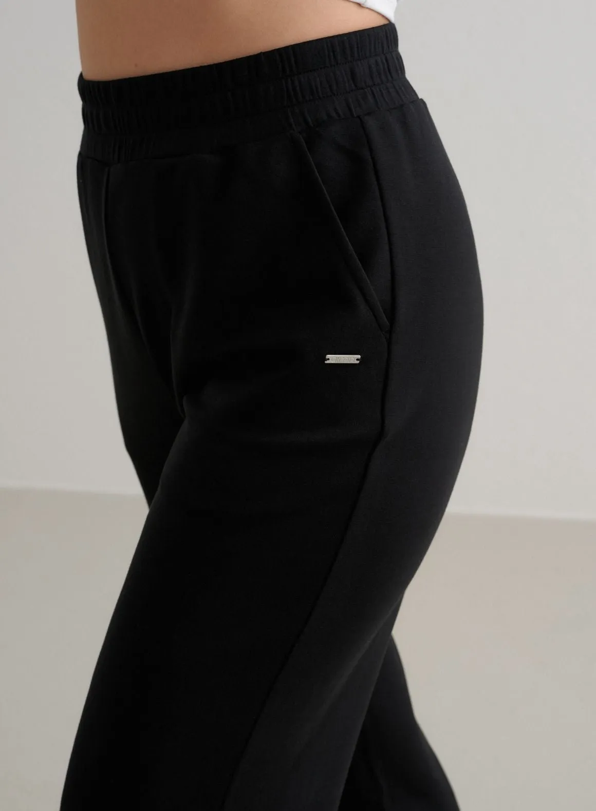 Black Comfy Modal Wide Pants sold by Aimn product image thumbnail 4