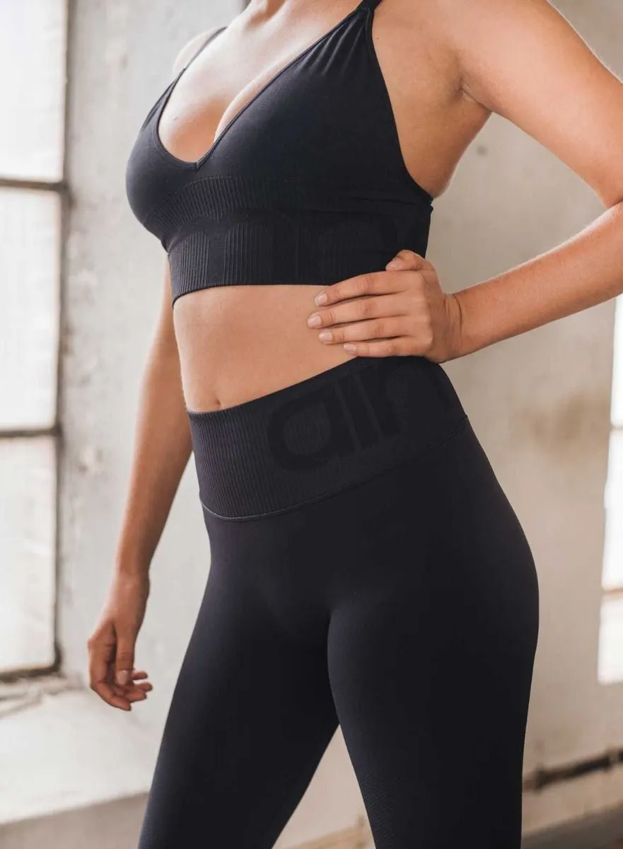 Attention Seamless Bra sold by Aimn