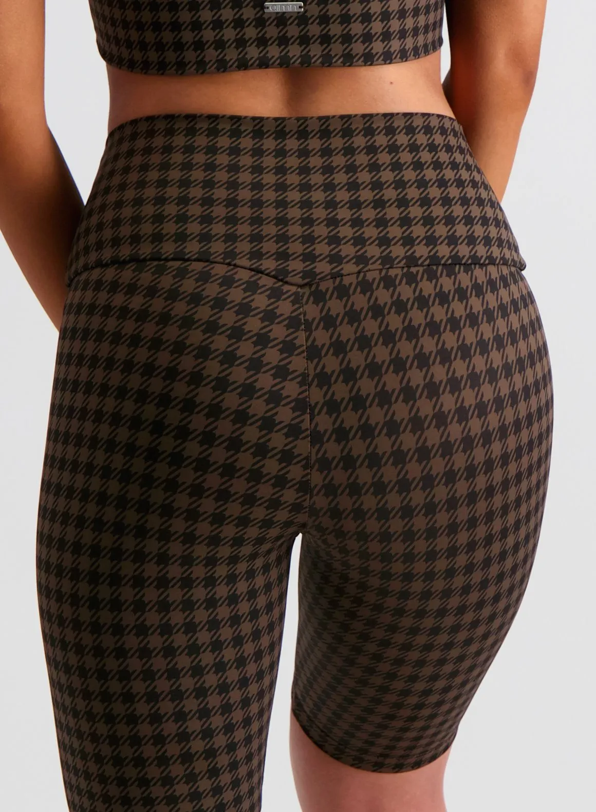 Macchiato Dogtooth Biker Shorts sold by Aimn product image thumbnail 4