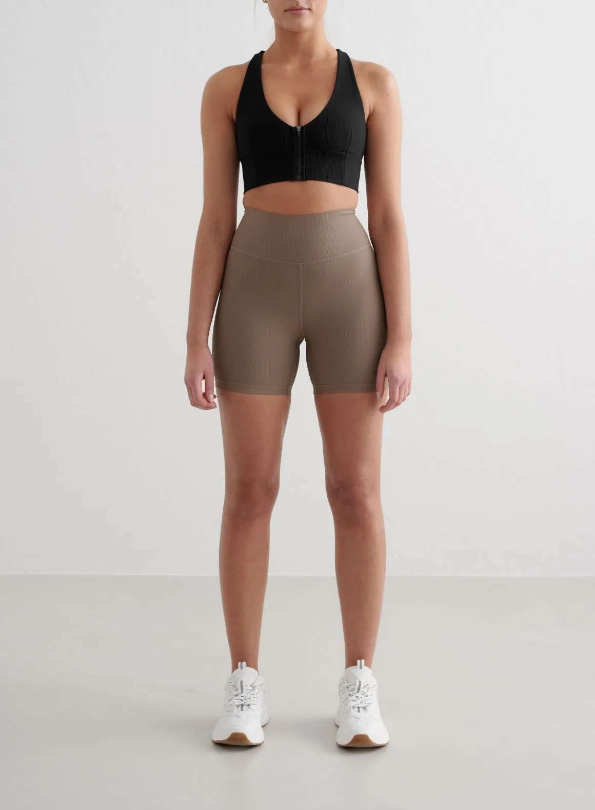 Black Ribbed Performance Zipped Bra sold by Aimn product image thumbnail 4