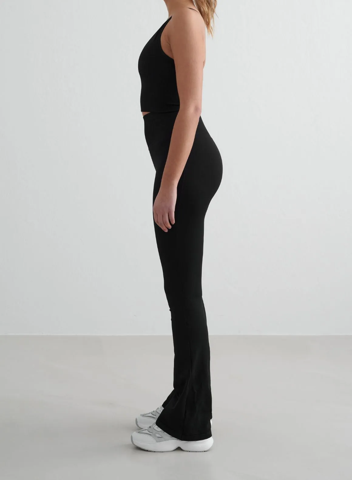 Black Shape Seamless Flare Tights & Cross Back Bralette Set sold by Aimn product image thumbnail 3