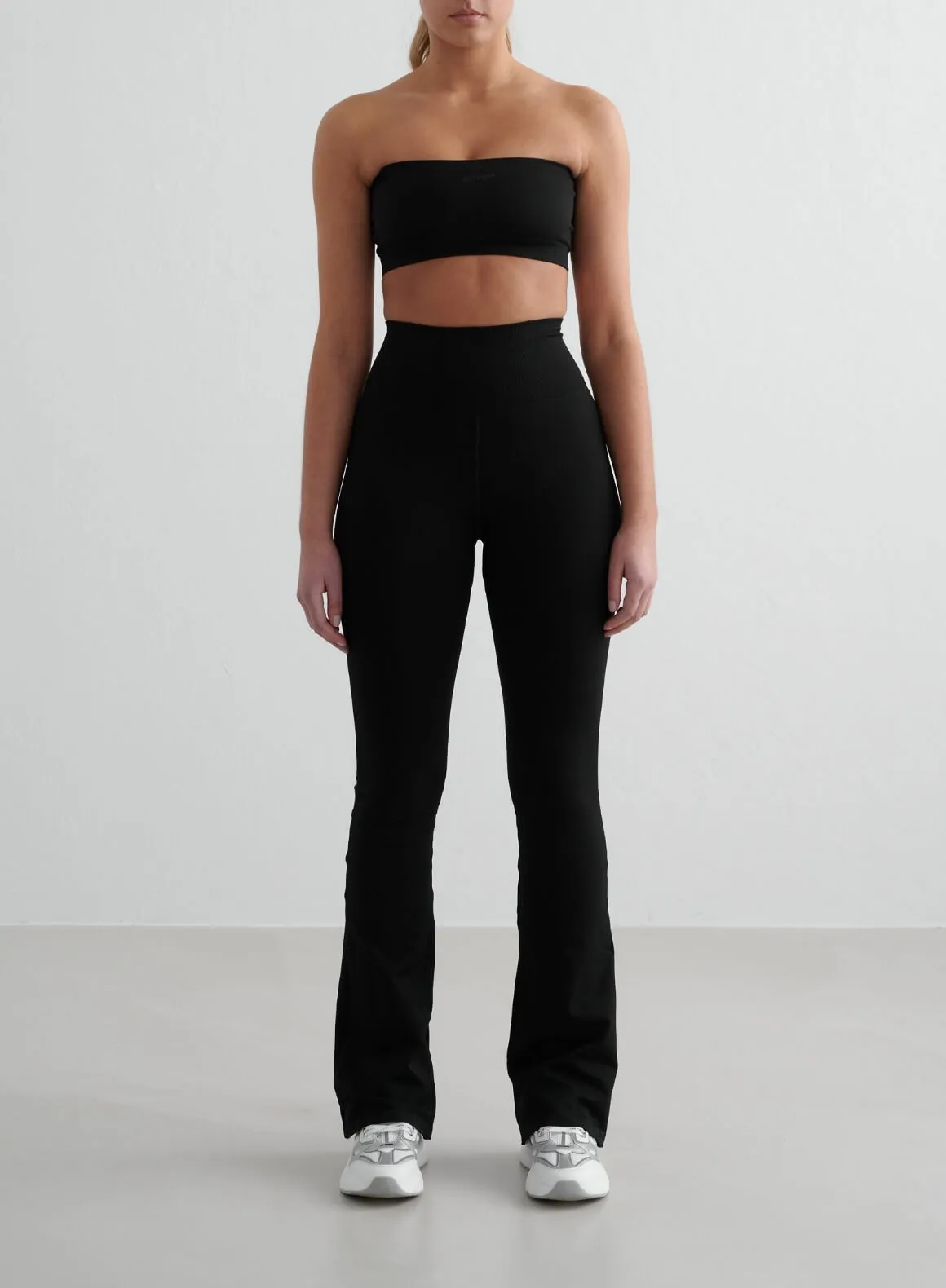 Black Shape Seamless Flare Tights & Bandeau Set sold by Aimn