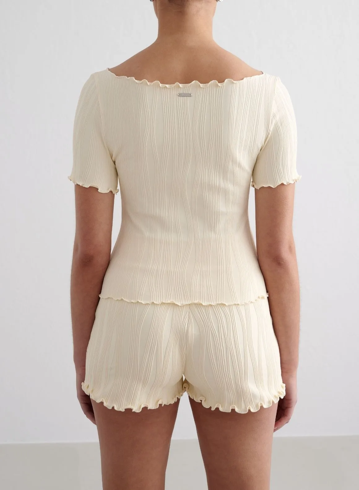 Almond White Tulip Short Sleeve Top sold by Aimn product image thumbnail 2