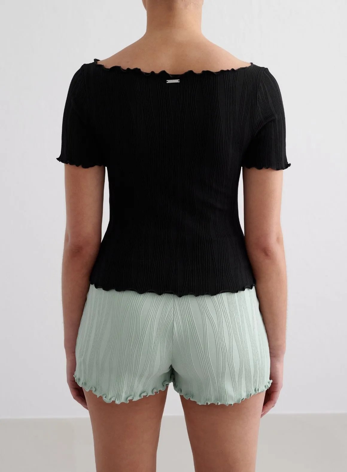 Black Tulip Short Sleeve Top sold by Aimn product image thumbnail 2