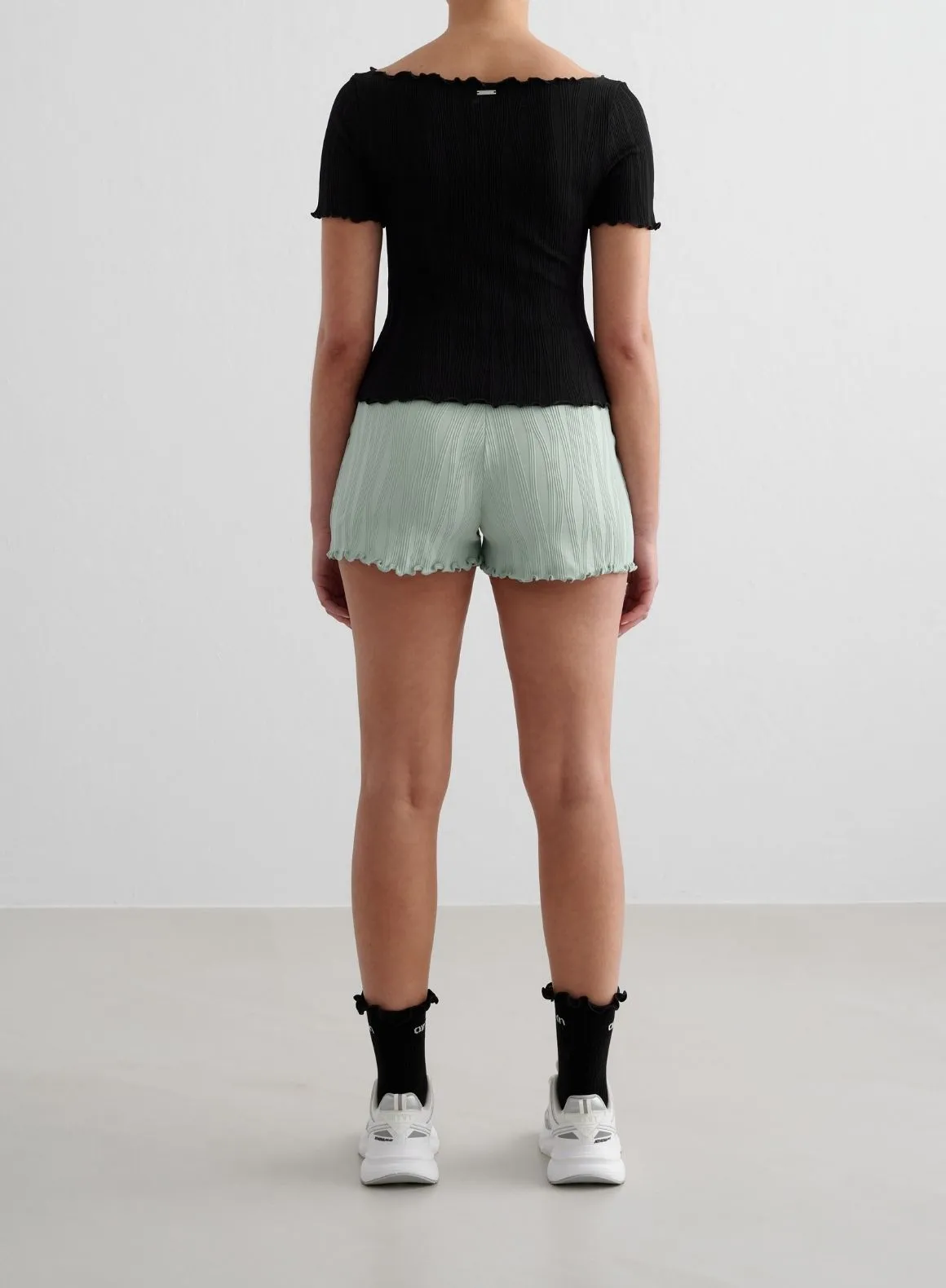 Black Tulip Short Sleeve Top sold by Aimn product image thumbnail 4