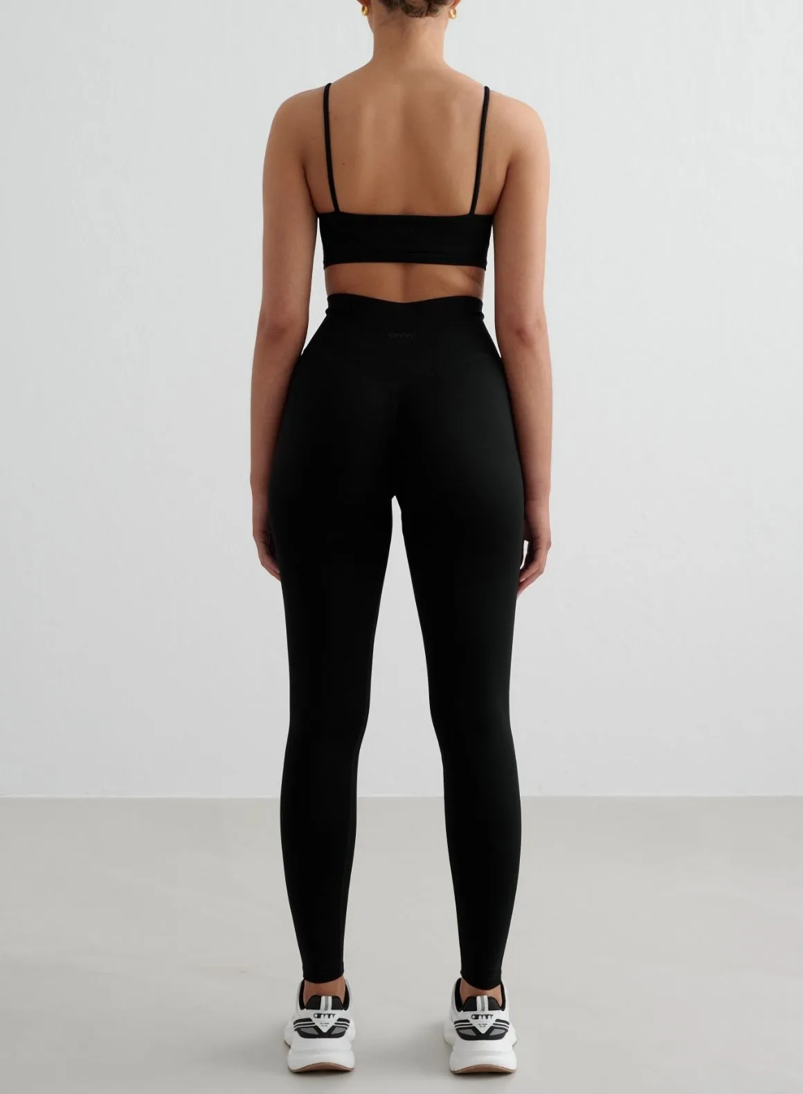 Black Shape Seamless Strap Bra sold by Aimn product image thumbnail 4