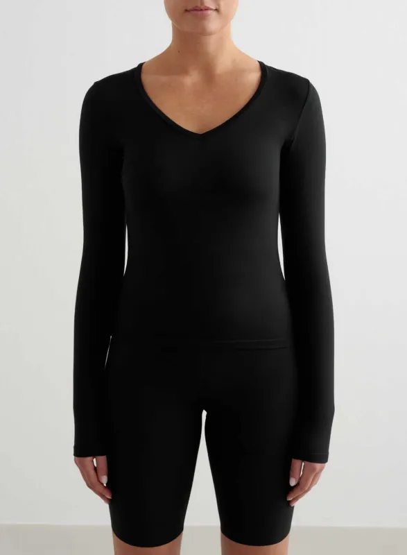 Black Soft Basic V-neck Long Sleeve sold by Aimn