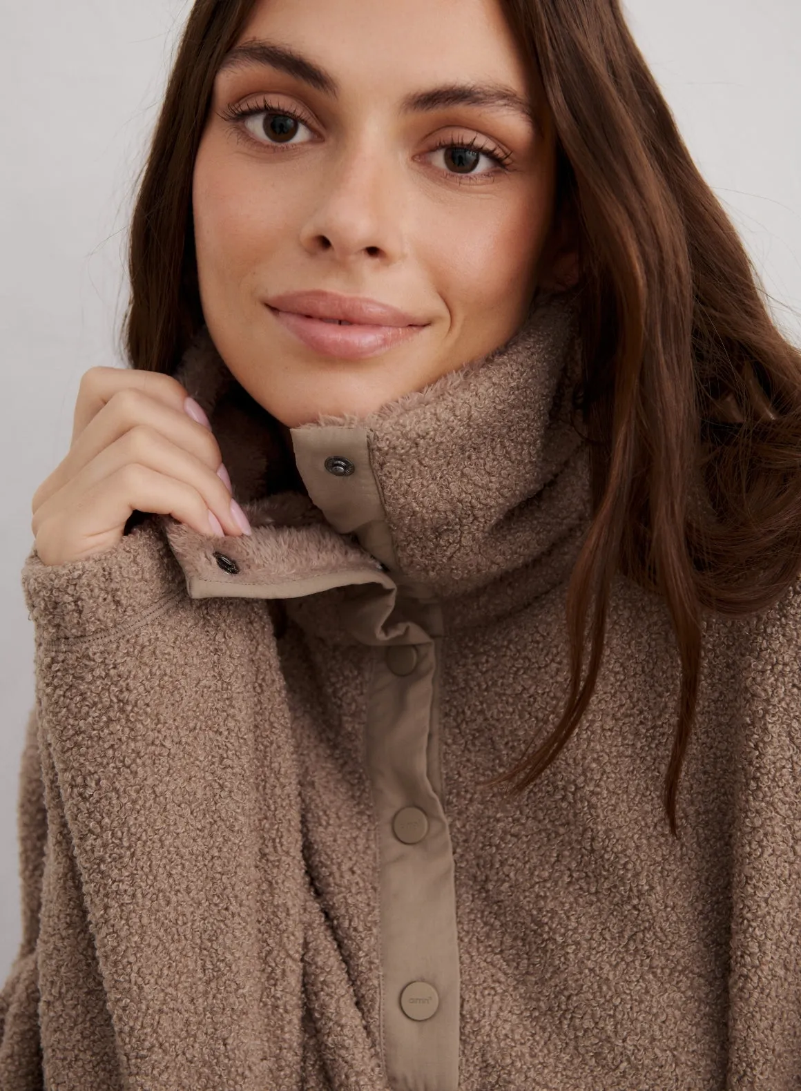 Espresso Polar Fleece Long Sleeve sold by Aimn product image thumbnail 4