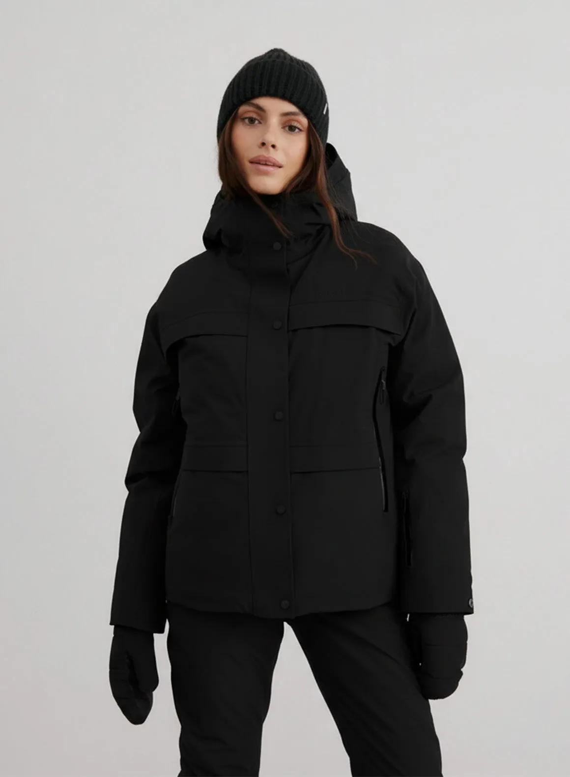 Black Vermont Ski set sold by Aimn