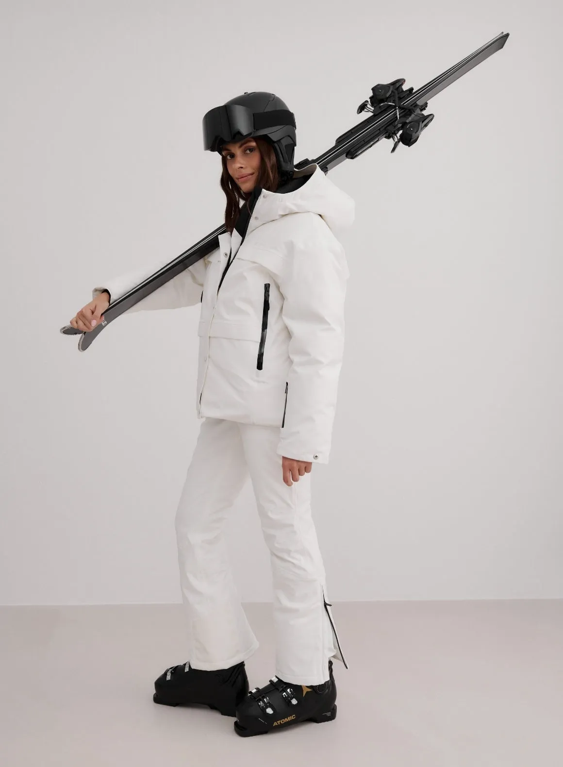 Off-White Vermont Ski set sold by Aimn product image thumbnail 2