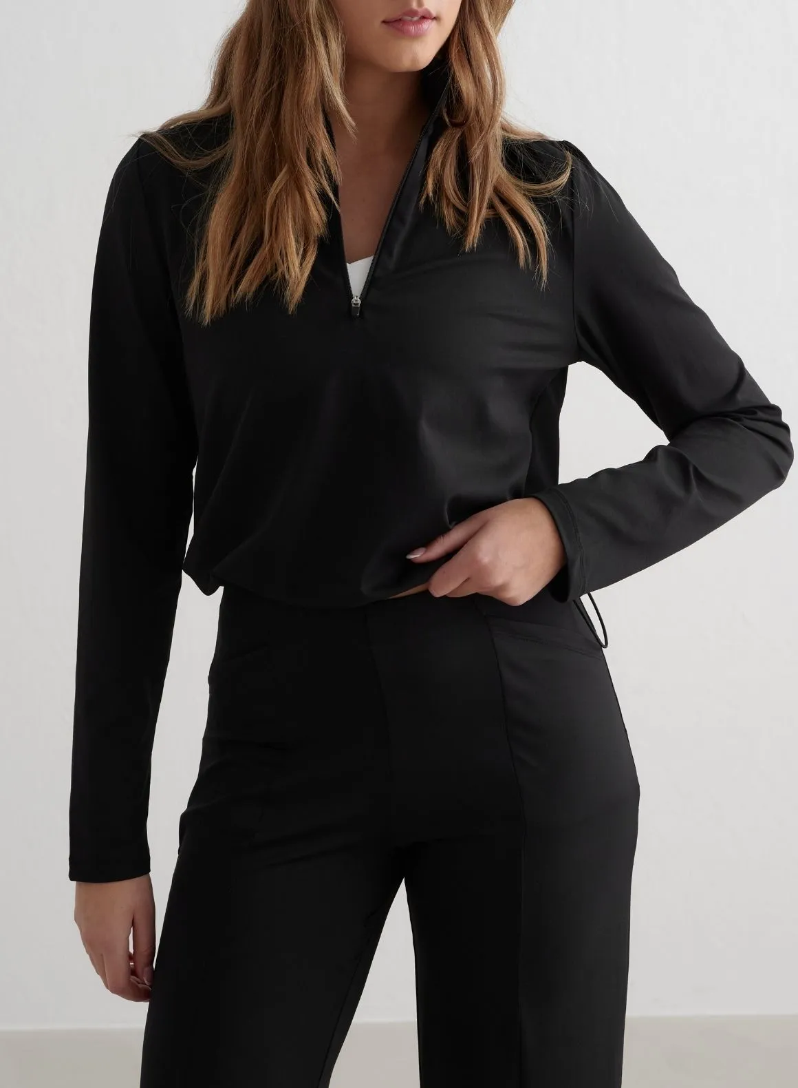 Black Essence Half Zip sold by Aimn