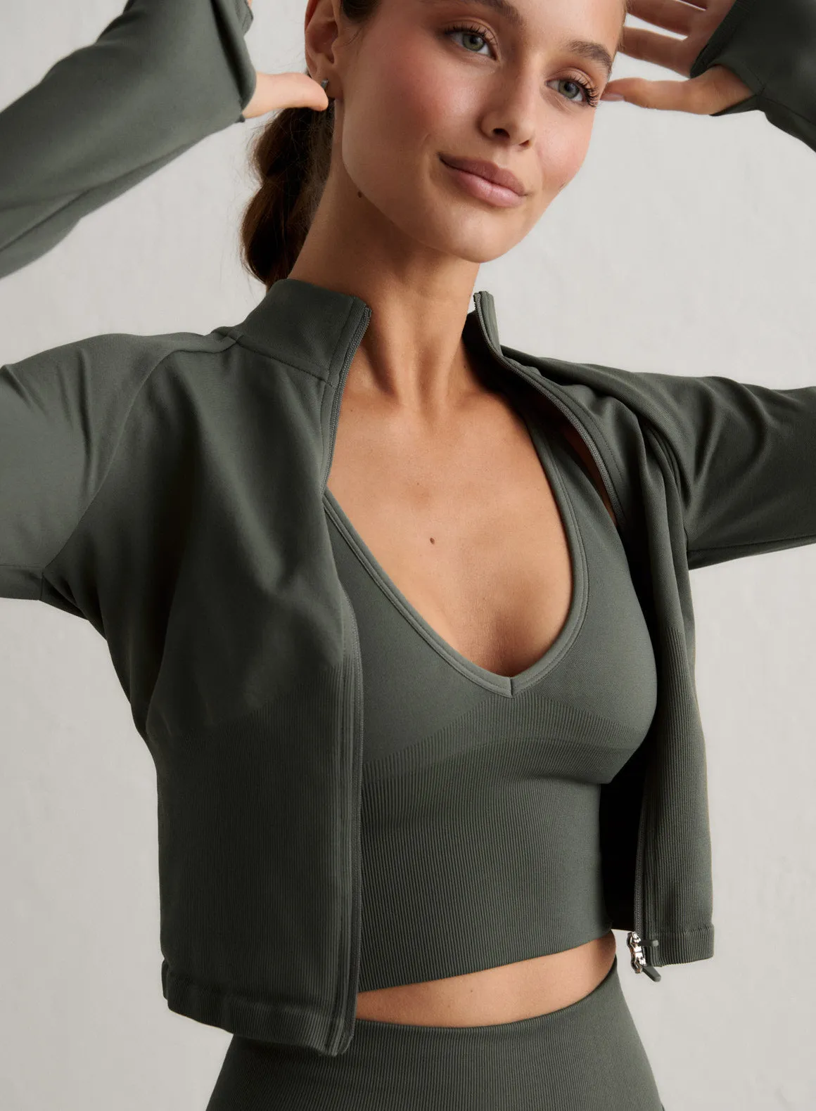 Ivy Shape Seamless Cross Back Bralette sold by Aimn product image thumbnail 5