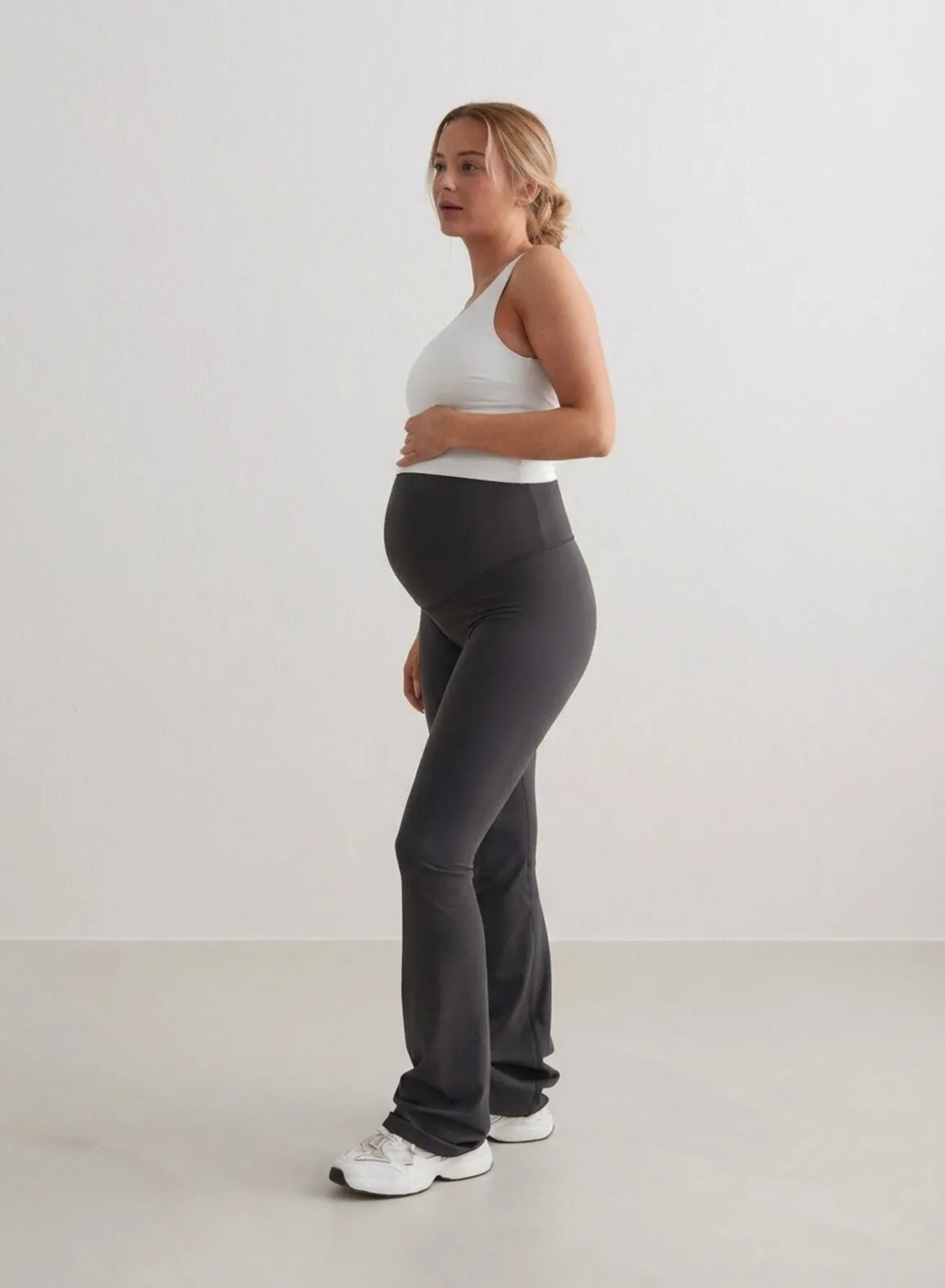 Shadow Grey Sense Maternity Flare Tights sold by Aimn product image thumbnail 2