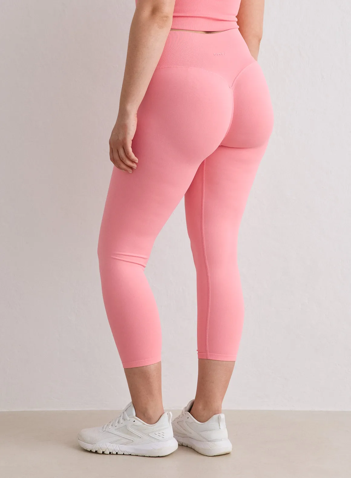 Blush Shape Seamless 7/8 Tights sold by Aimn product image thumbnail 2