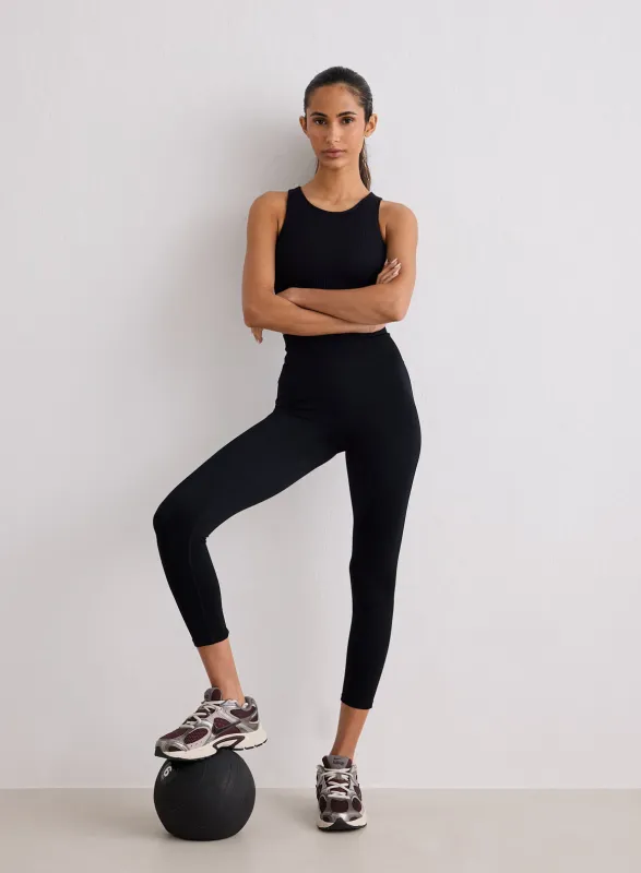 Black Shape Seamless 7/8 Tights made by Aimn