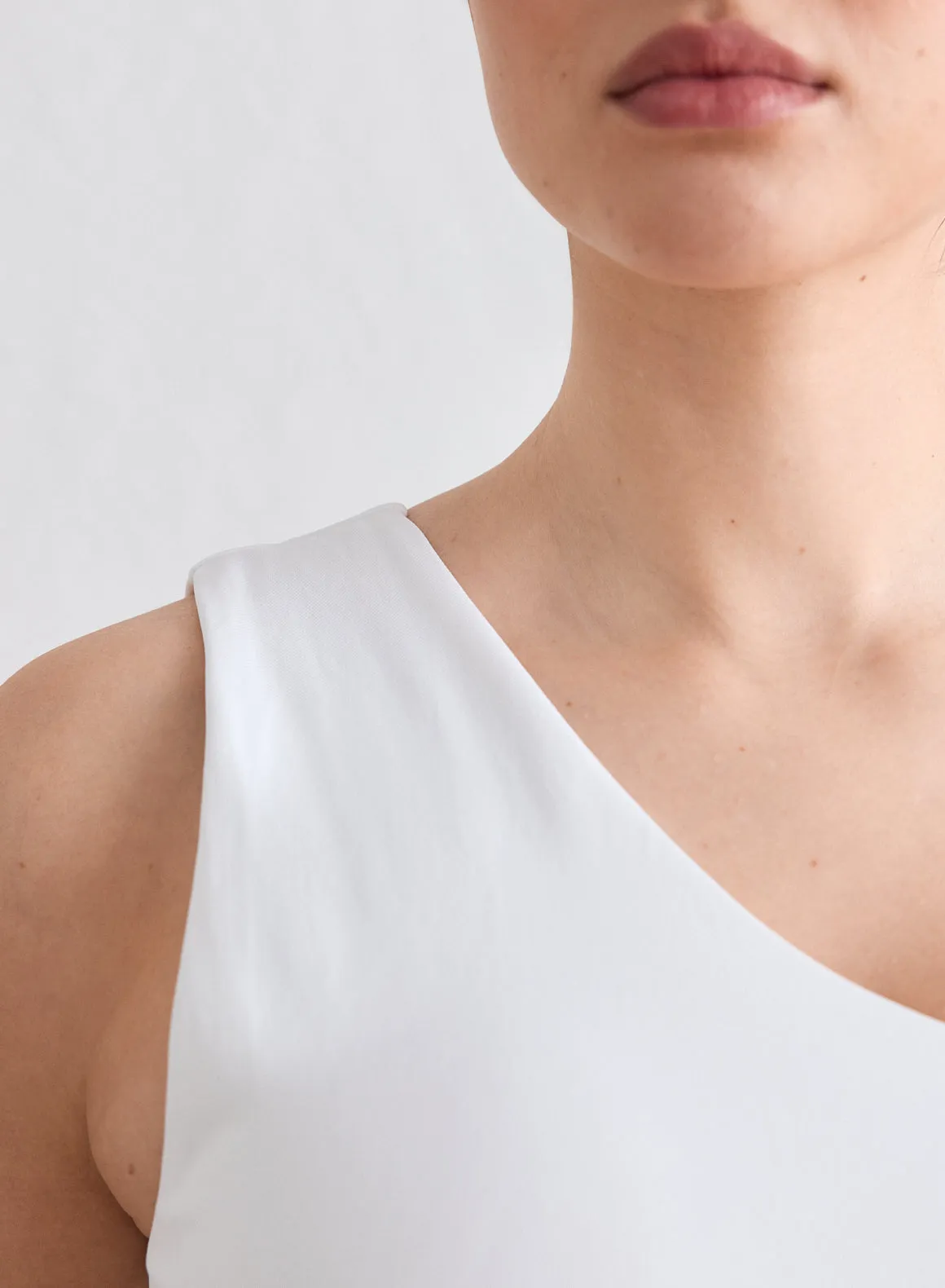 White Shape Seamless One Shoulder Bralette sold by Aimn product image thumbnail 5