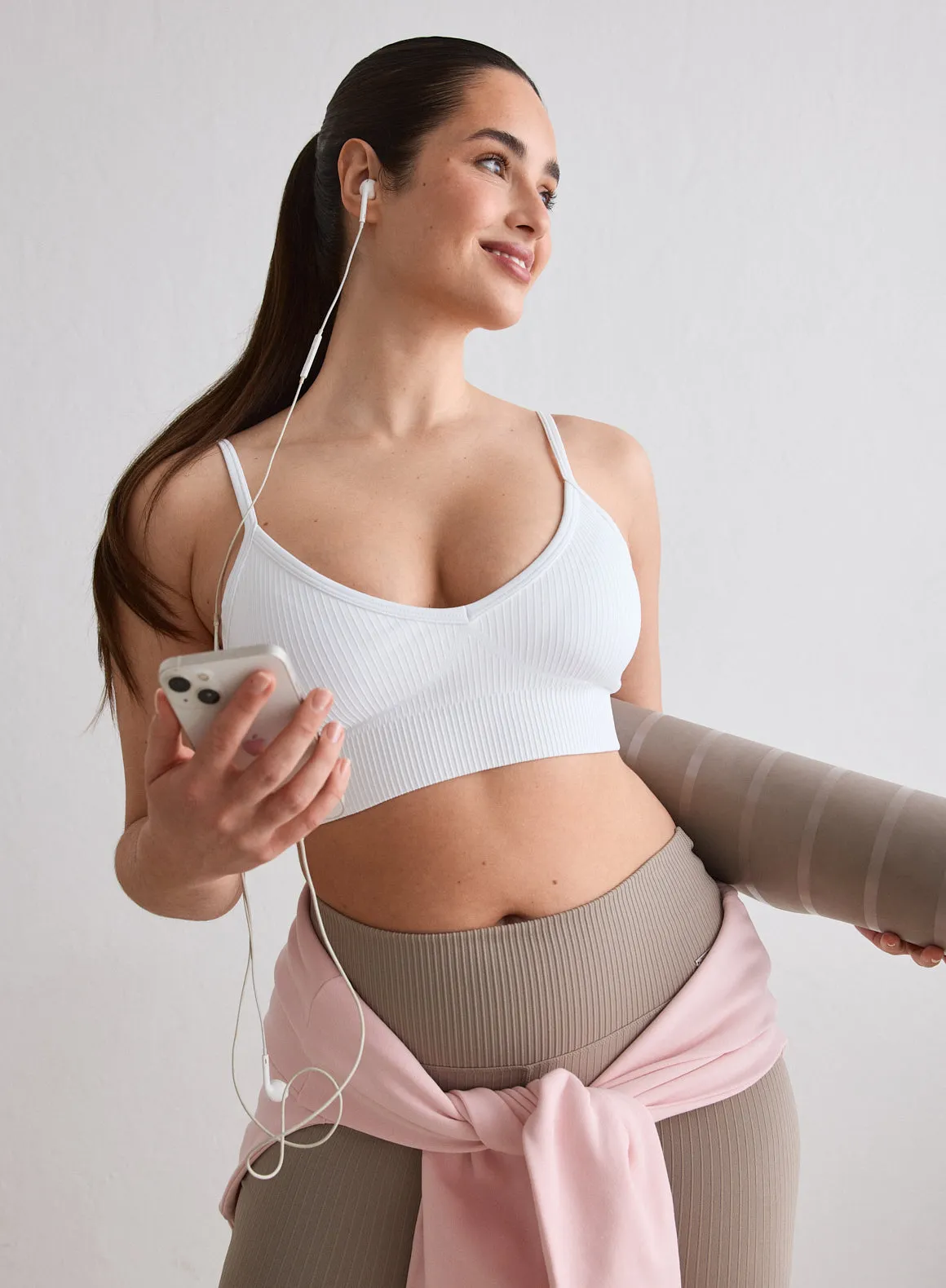 White Ribbed Seamless Deep Cut Bra sold by Aimn product image thumbnail 3