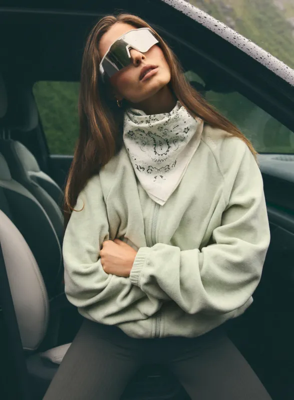 Cream Outdoor Scarf made by Aimn