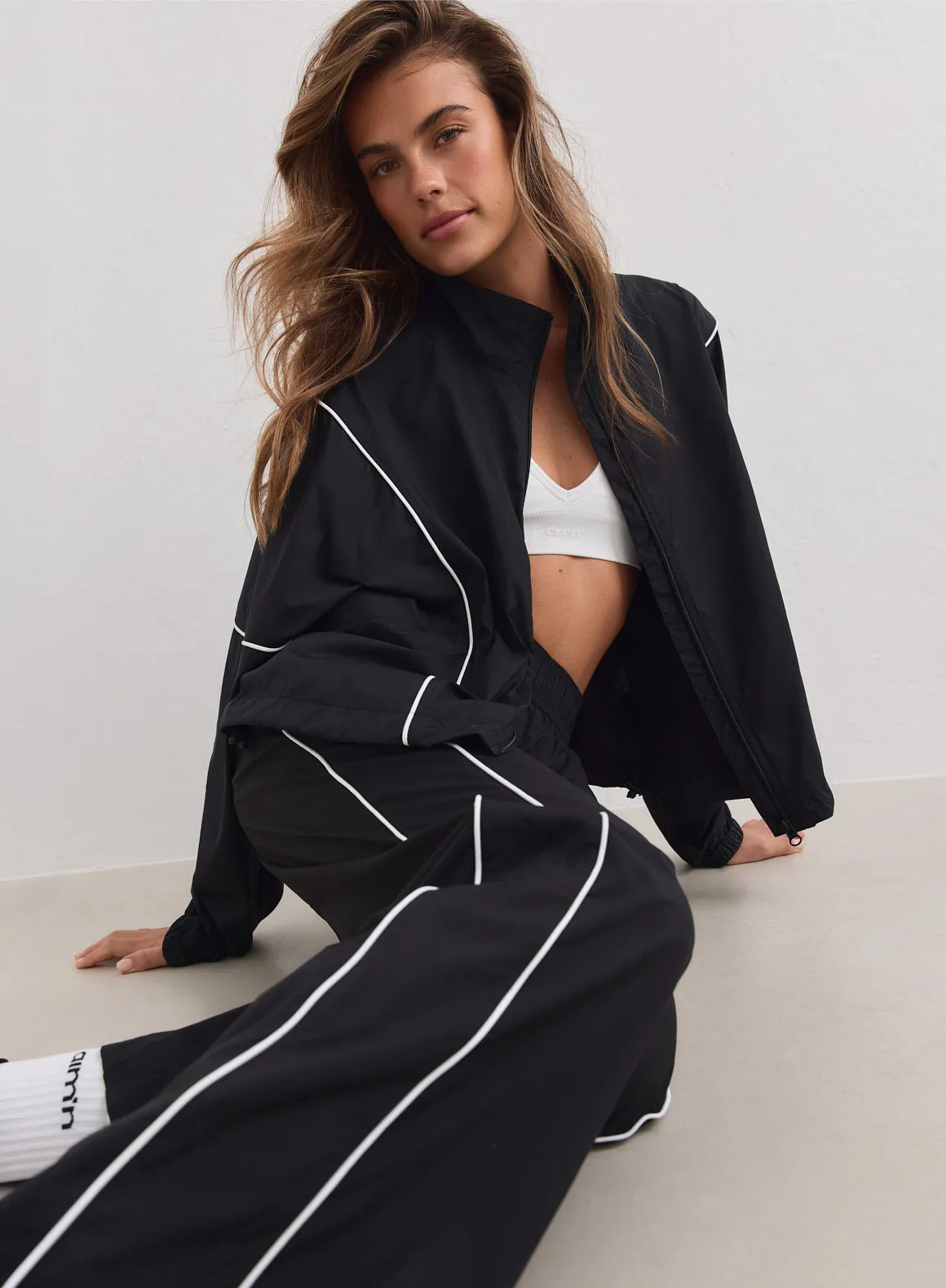 Black Balance Windstopper Tracksuit Jacket sold by Aimn product image thumbnail 5