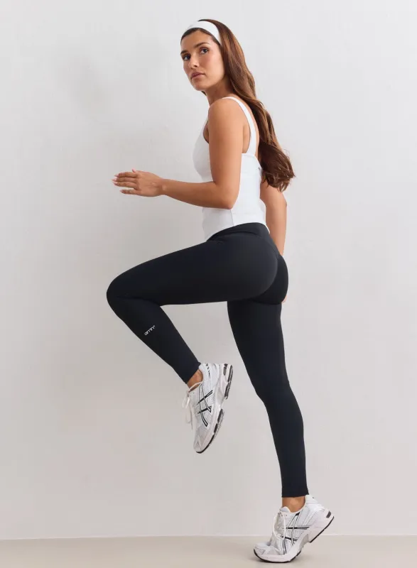 Black Pace Scrunch Tights made by Aimn