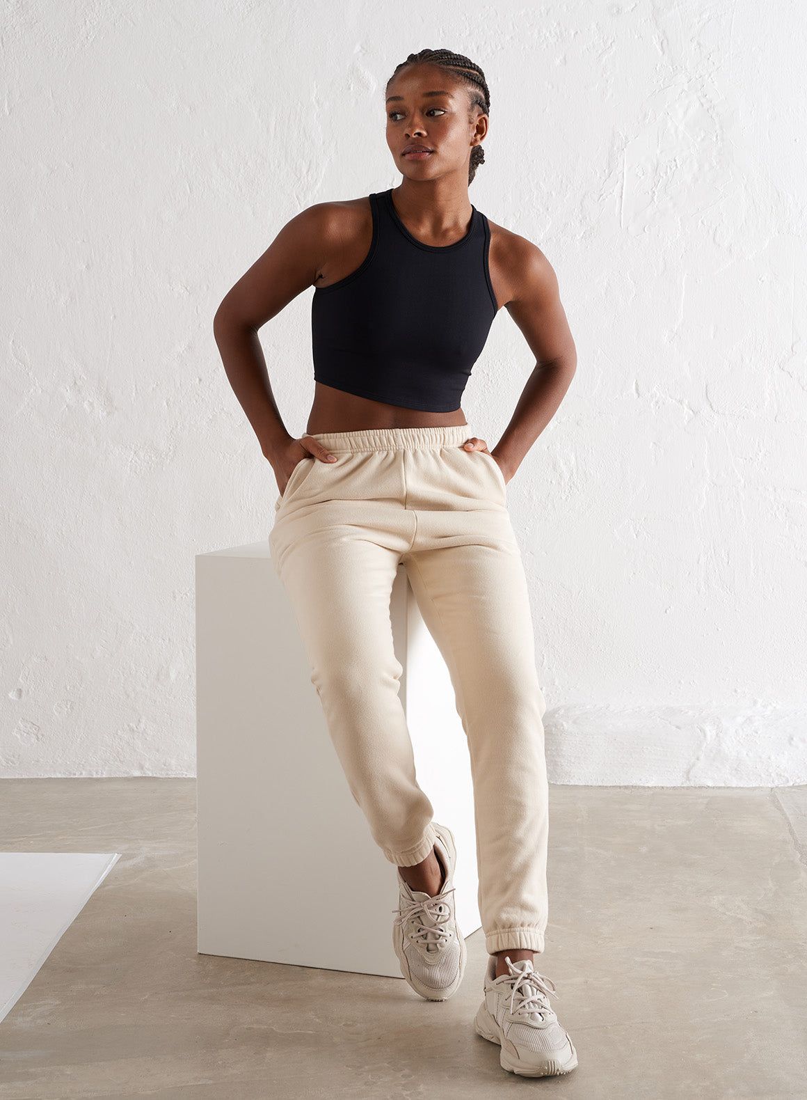 Black Seamless Tank Top sold by Aimn product image thumbnail 2