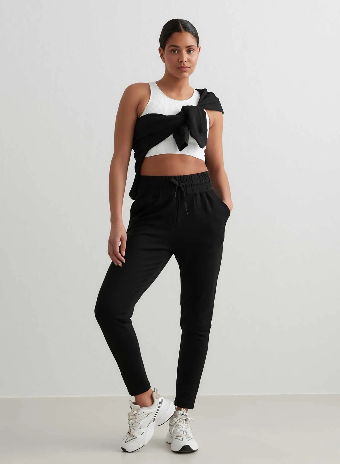 Black Comfy Sweatpants sold by Aimn