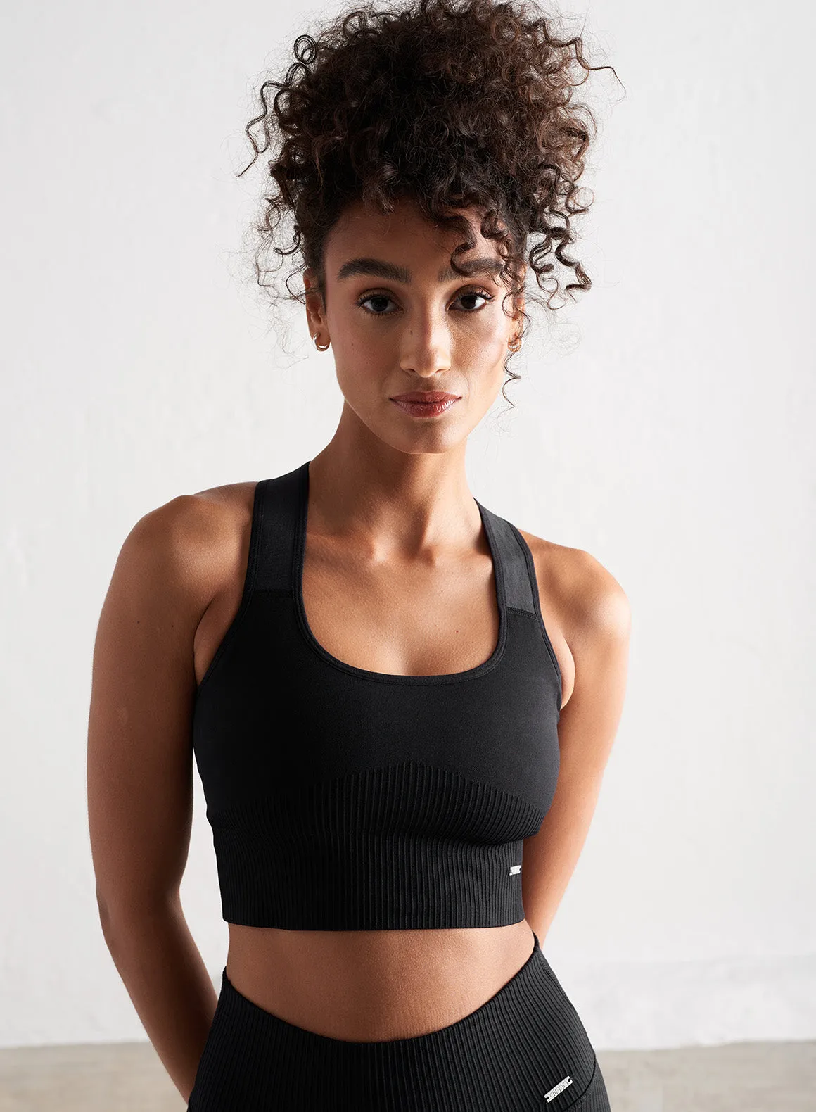 Black Ribbed Seamless High Support Bra sold by Aimn