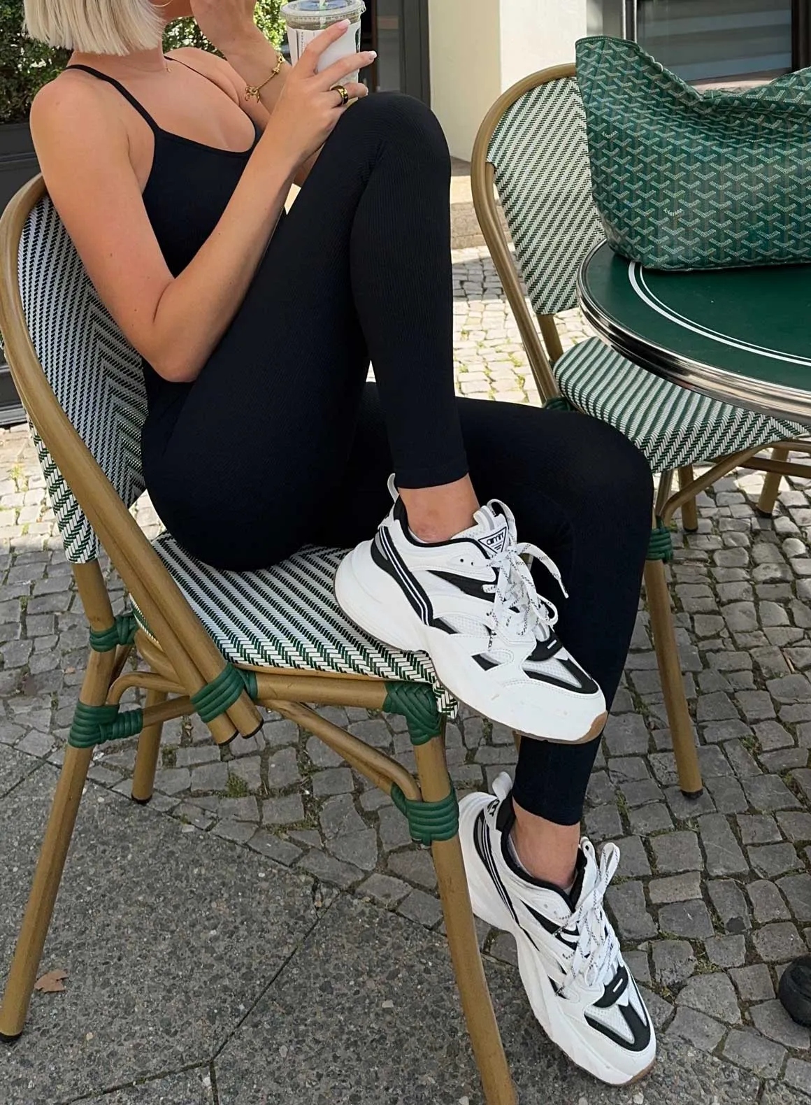 Black/White Athena 100 sold by Aimn product image thumbnail 5