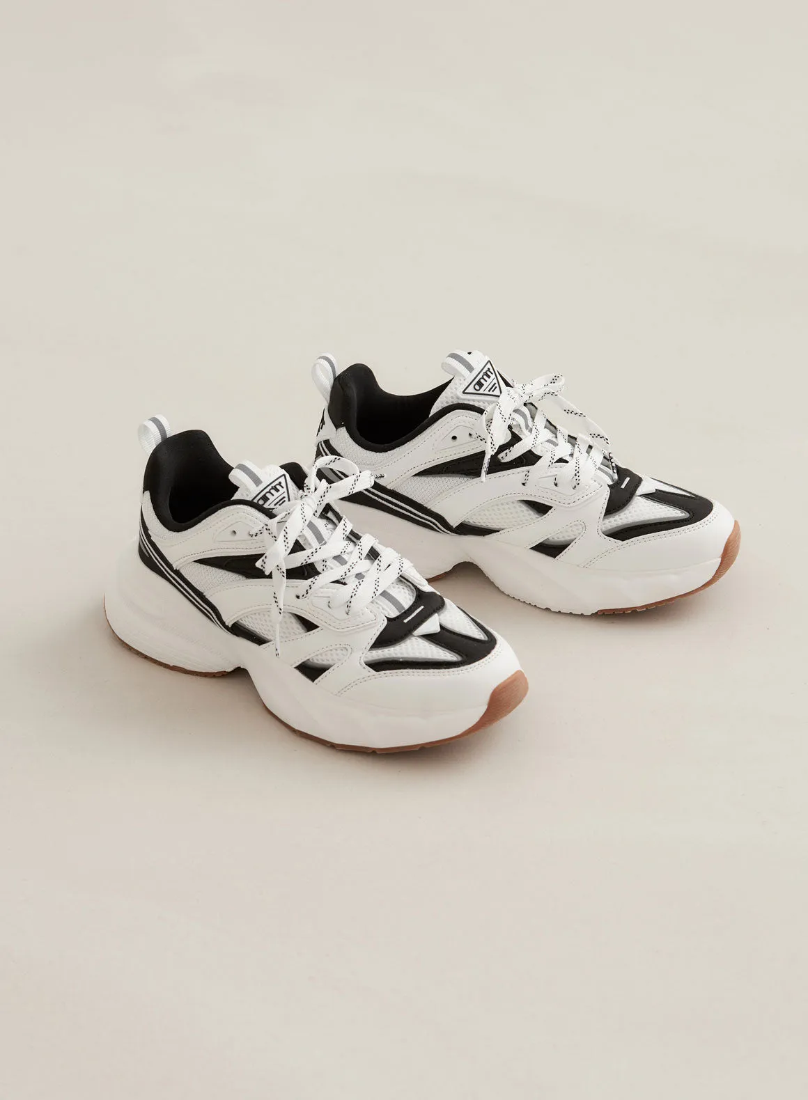 Black/White Athena 100 sold by Aimn