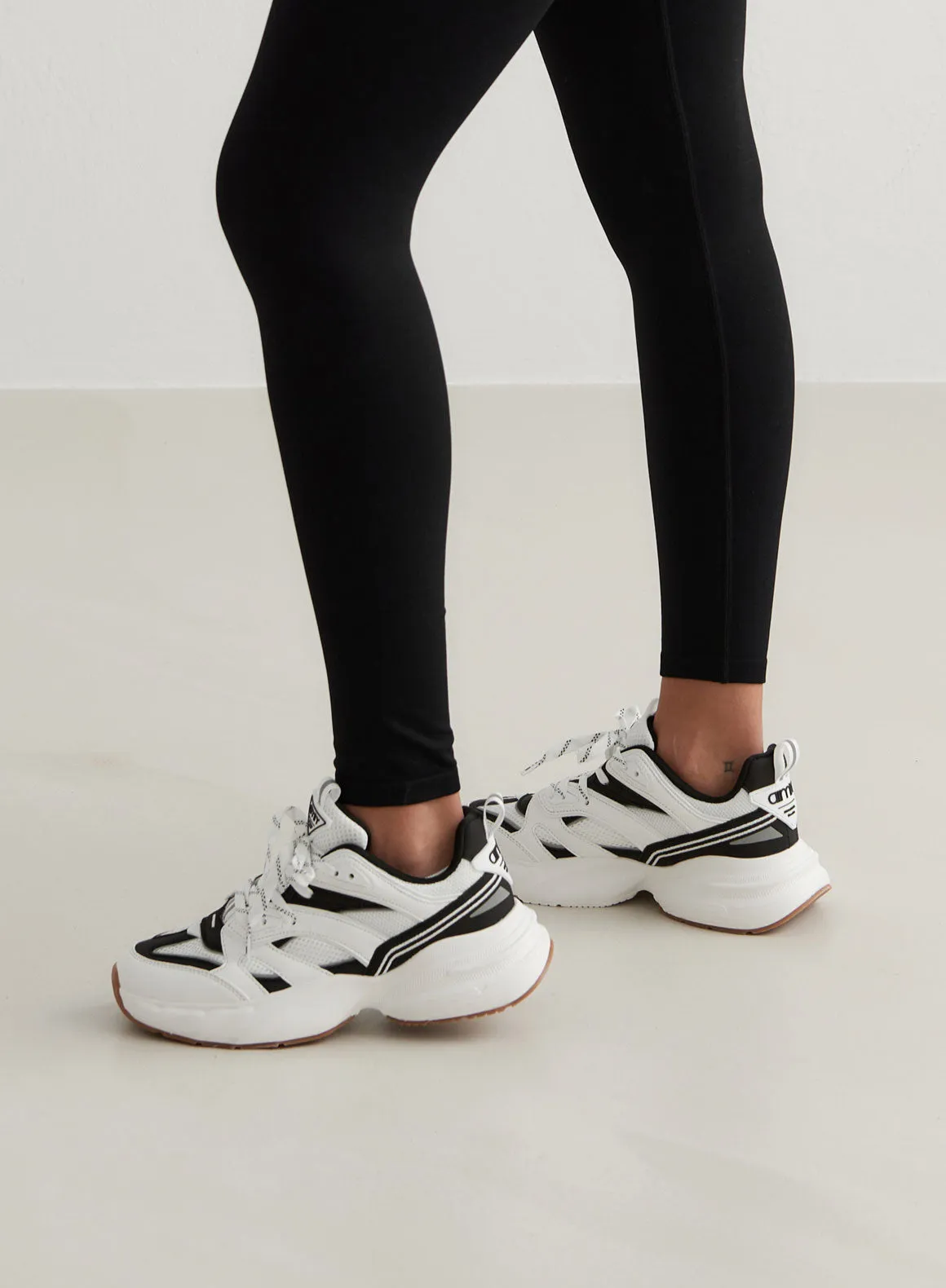 Black/White Athena 100 sold by Aimn product image thumbnail 3