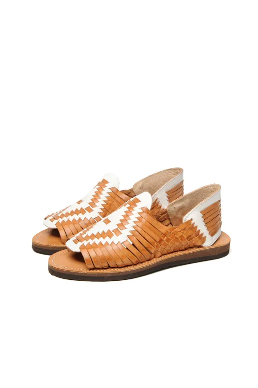 Chichen sold by Chamula