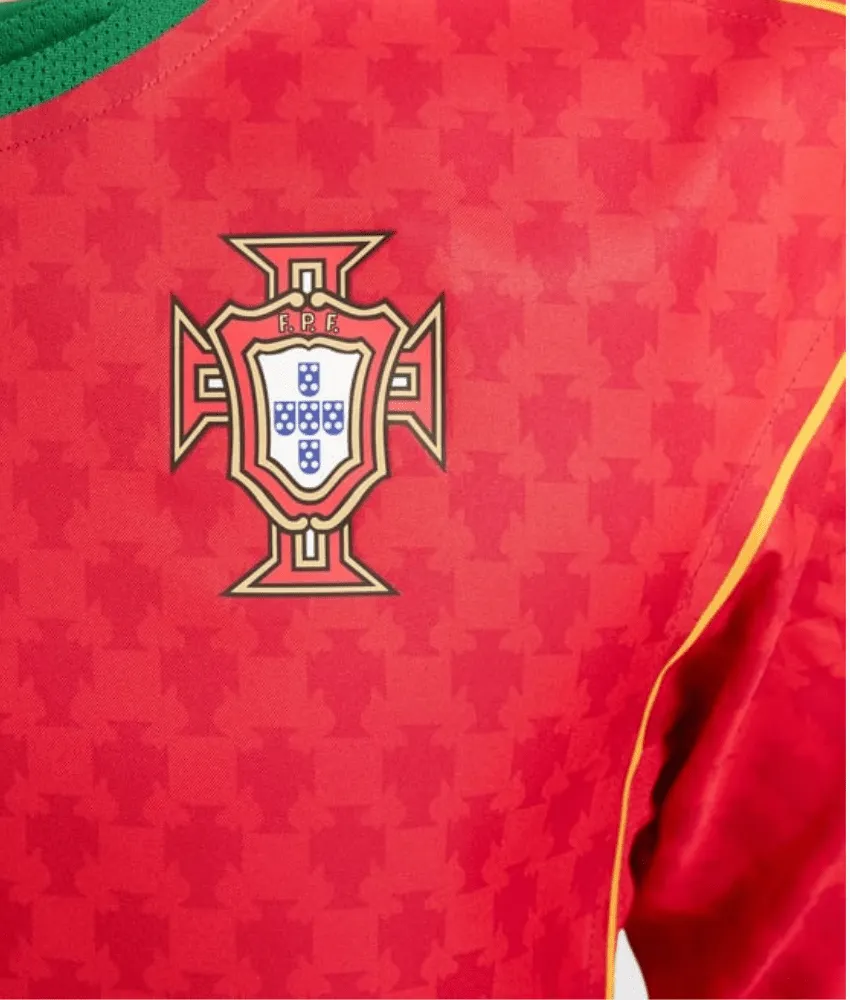 PORTUGAL 2004 RETRO HOME SHIRT sold by False9Fits product image thumbnail 3