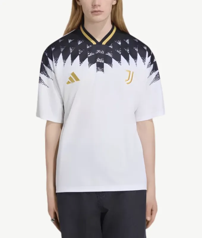 JUVENTUS 2026/27 'CLASSICS' SPECIAL EDITION SHIRT made by False9Fits