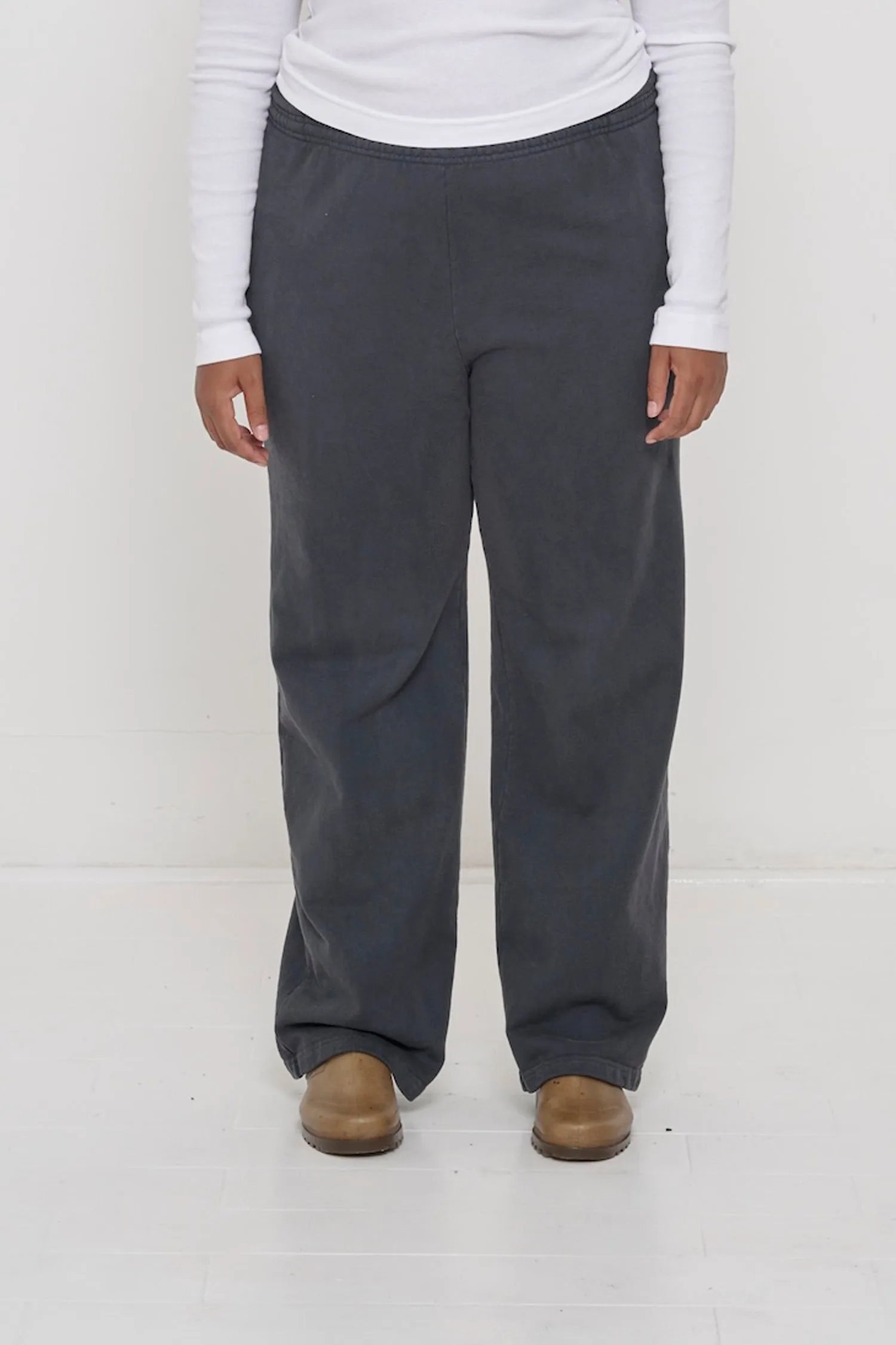 Trash Fleece Apartment Pants sold by Everybody.World product image thumbnail 3