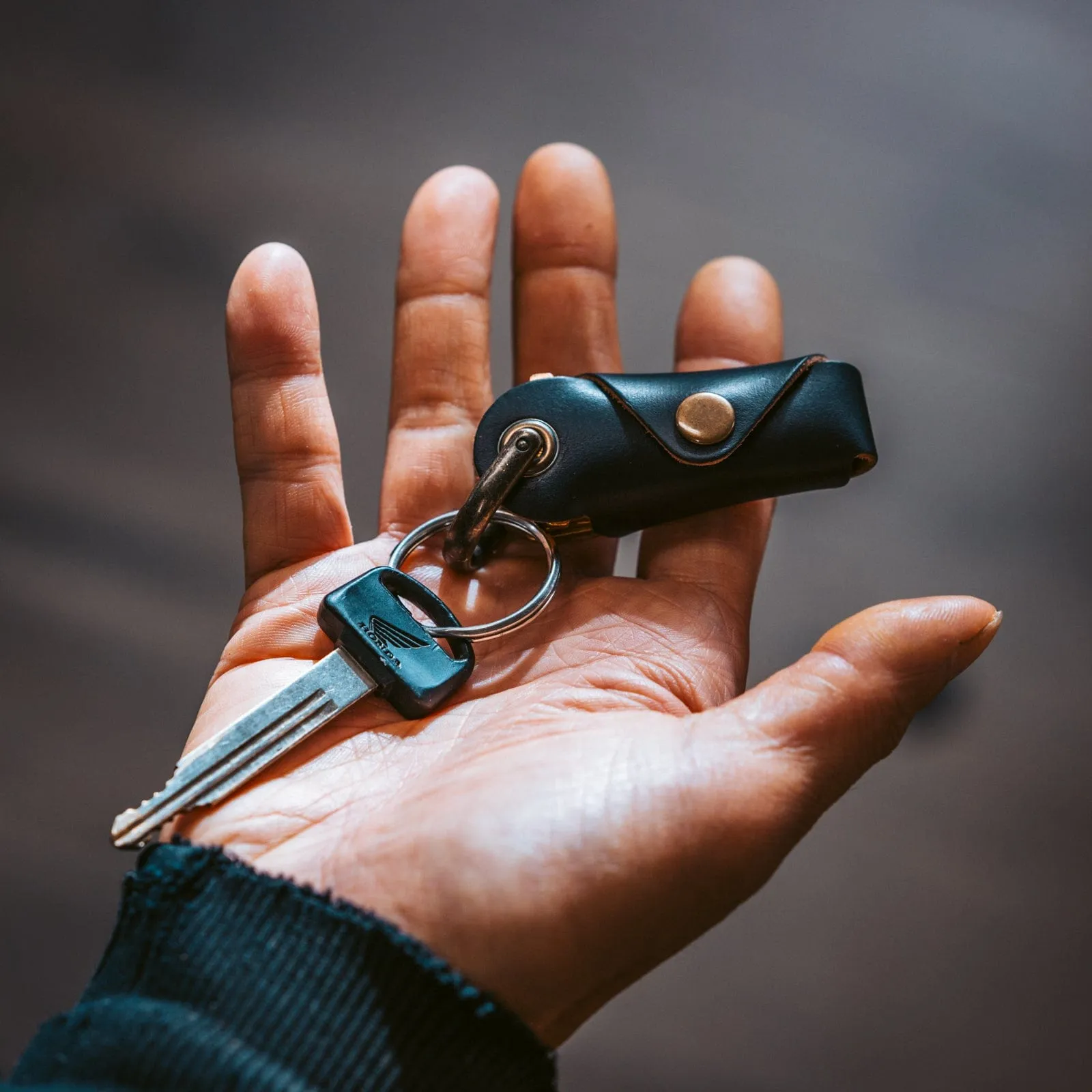 Leather Key Coffin sold by Popov Leather product image thumbnail 3