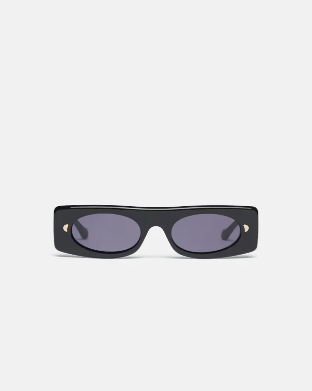 Ruthie - Bio-Plastic Visor Sunglasses - Black made by Nanushka