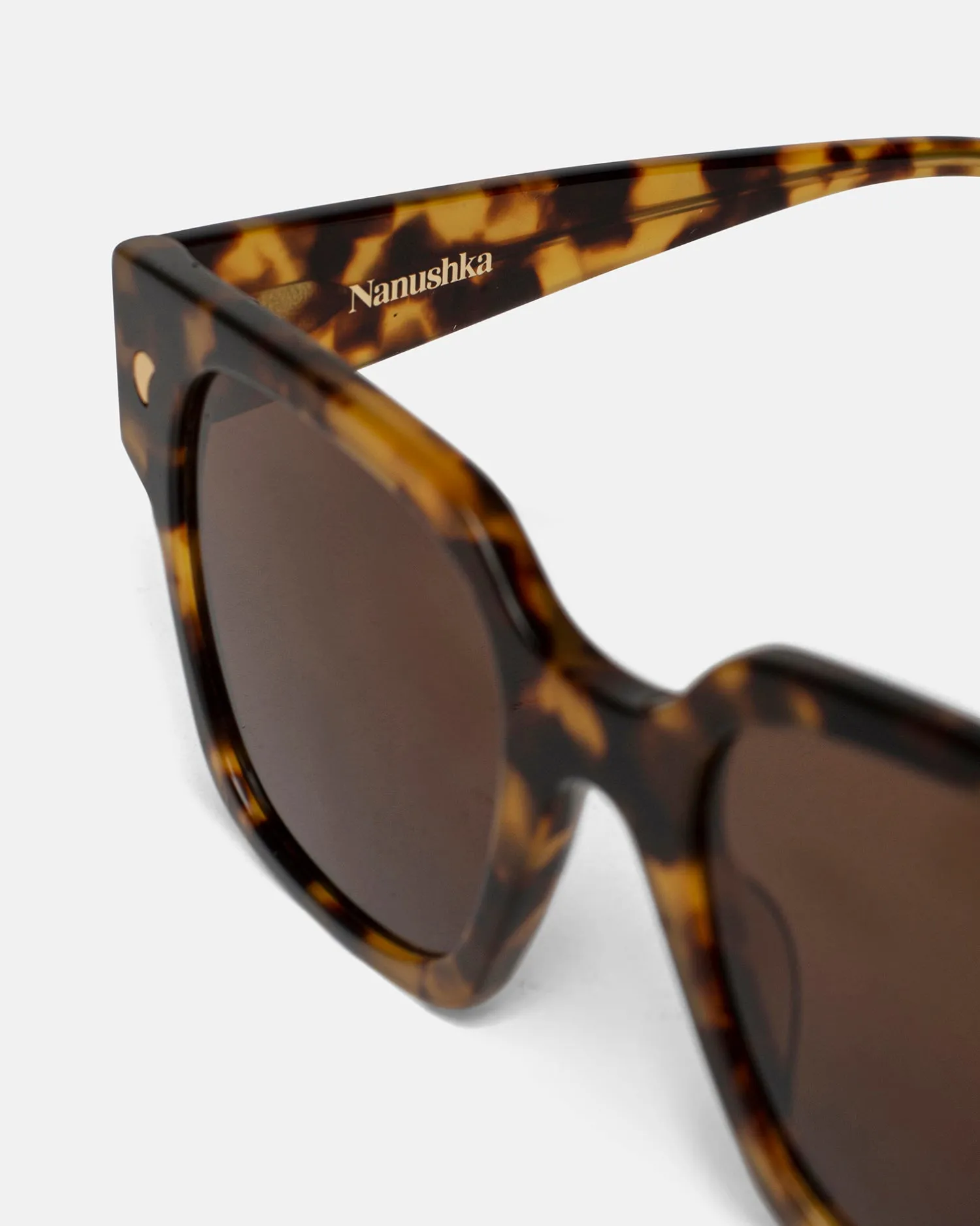 Shae - Oversized D-Frame Sunglasses - Tortoishell sold by Nanushka product image thumbnail 3