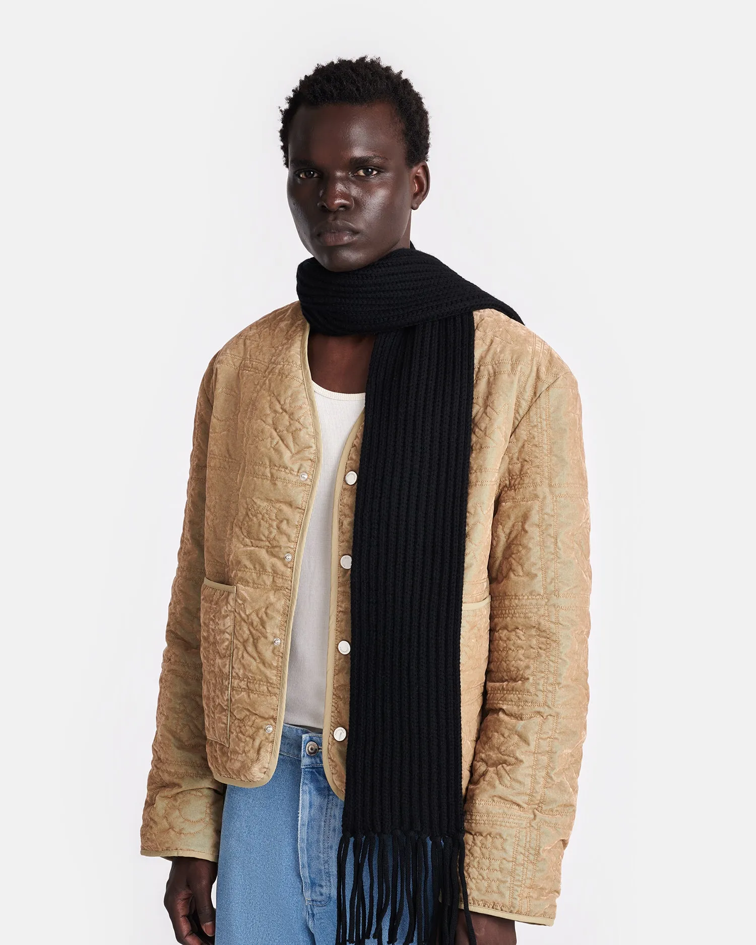 Izaia - Cashmere-Blend Scarf - Black sold by Nanushka product image thumbnail 3