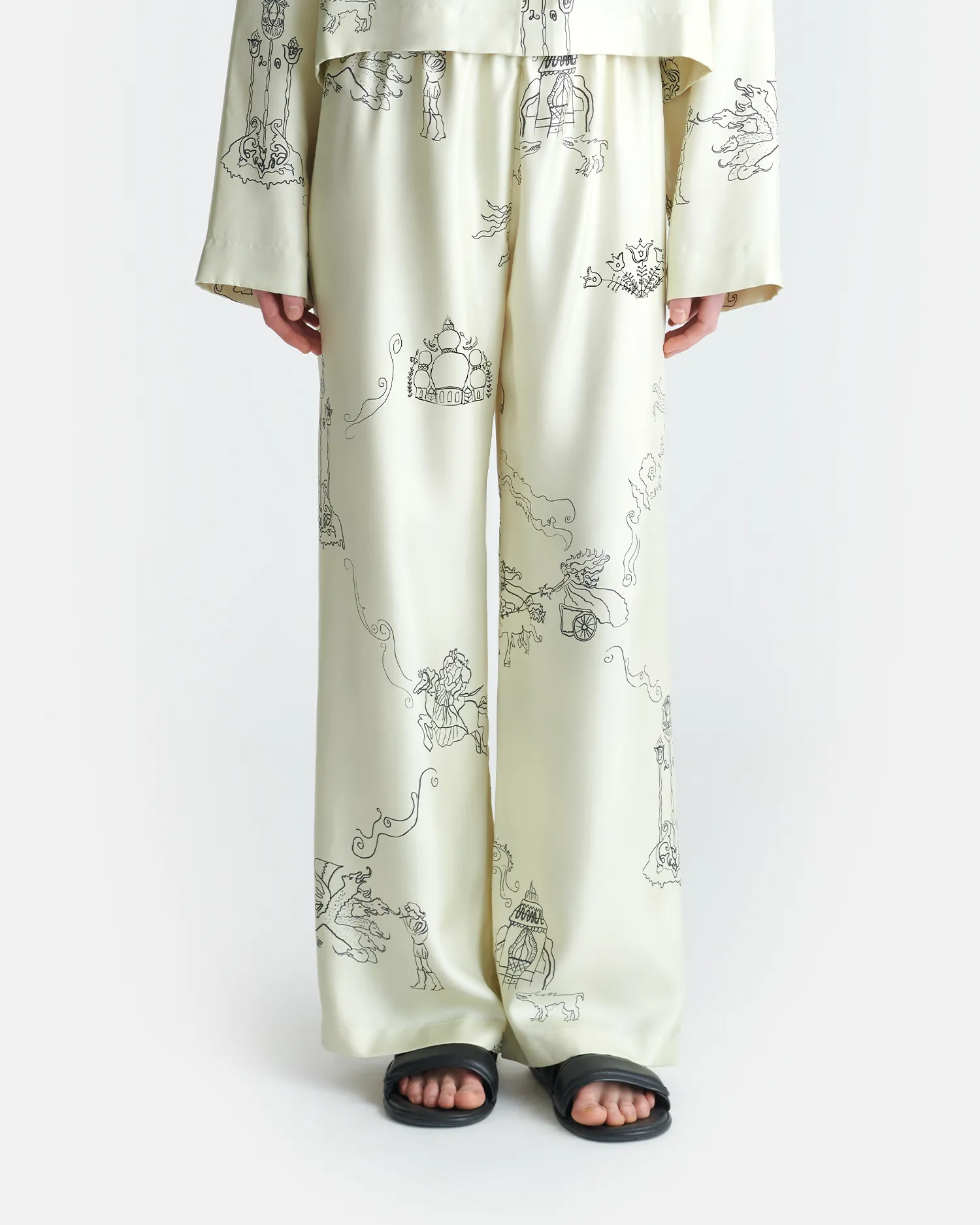 Brenda - Printed Silk Twill Pants - Folktale sold by Nanushka product image thumbnail 2