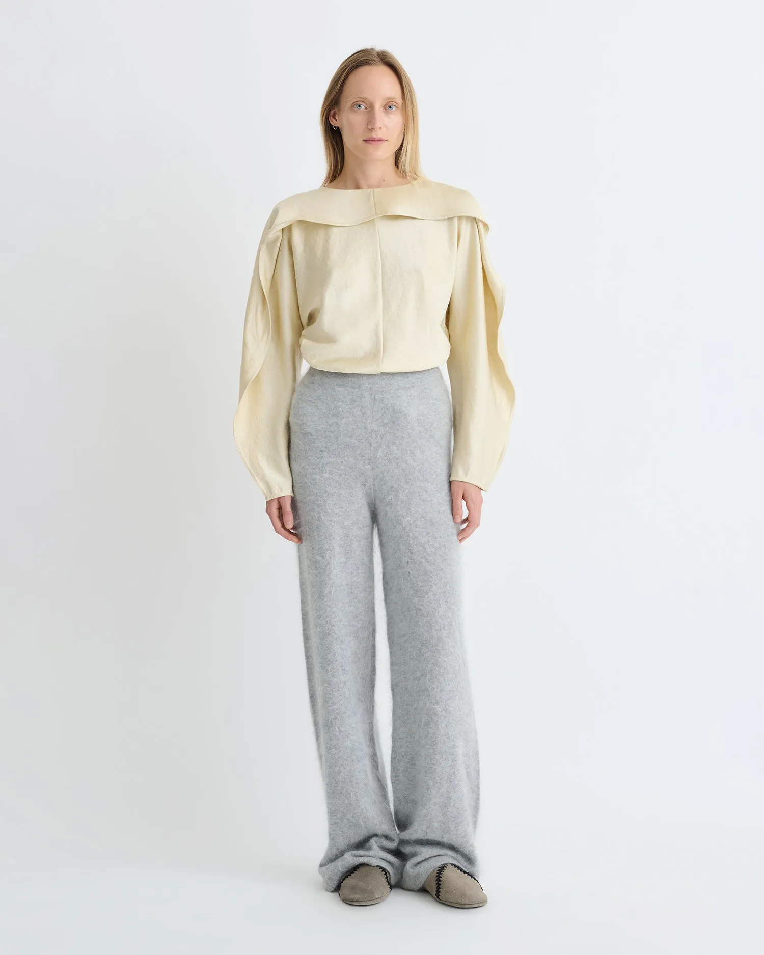 Ewerly - Brushed Cashmere Pants - Grey sold by Nanushka product image thumbnail 3