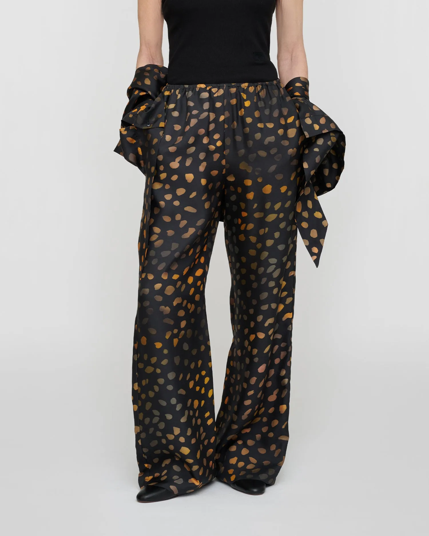 Arvenn - Twill Silk Pants - Moonlit Dots sold by Nanushka