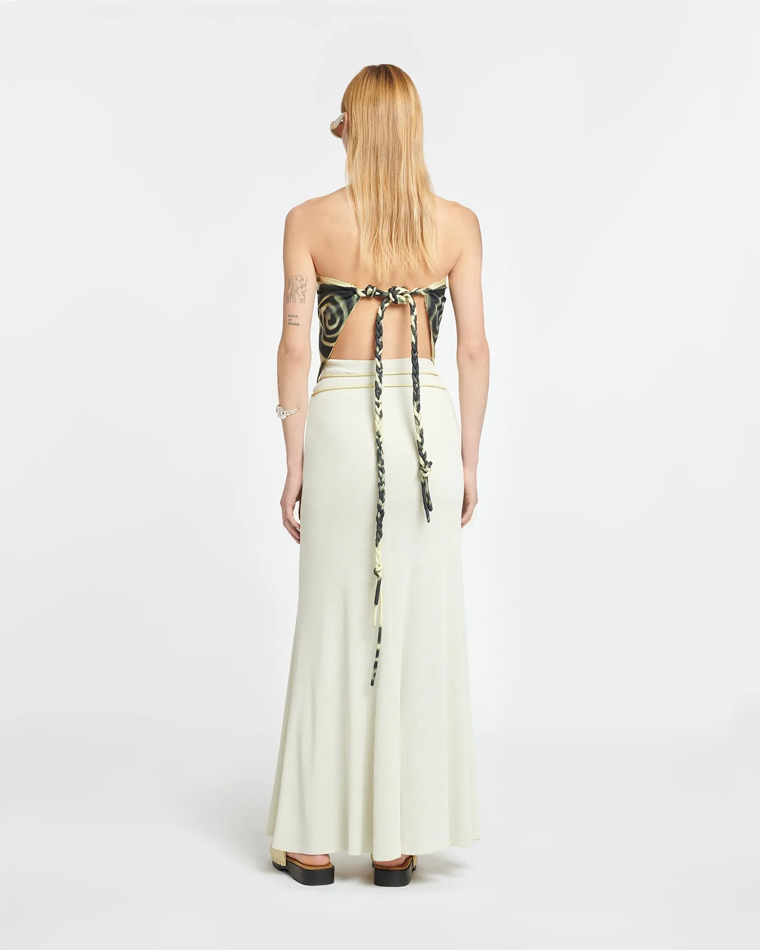 Brita - Printed Silk-Twill Scarf - Spiral Spray sold by Nanushka product image thumbnail 4