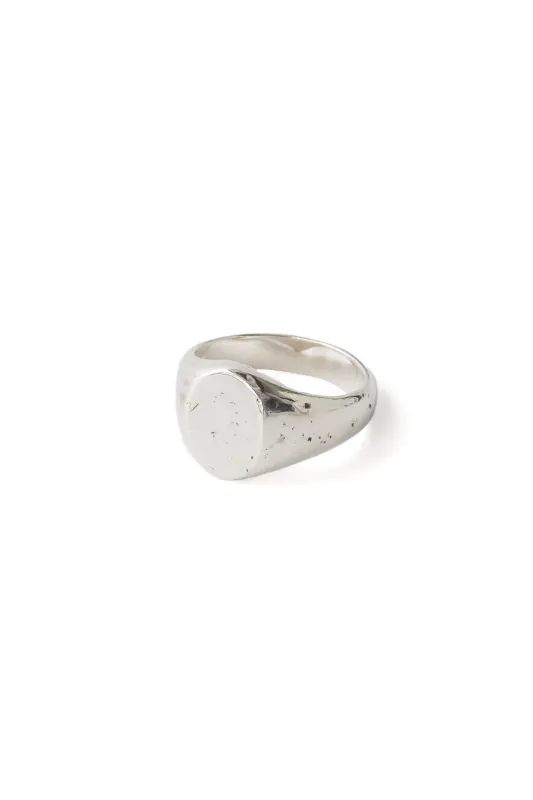 STATE HOUSE (OVAL SIGNET RING / HAMMERED) - OJ-AC02 made by Old Joe