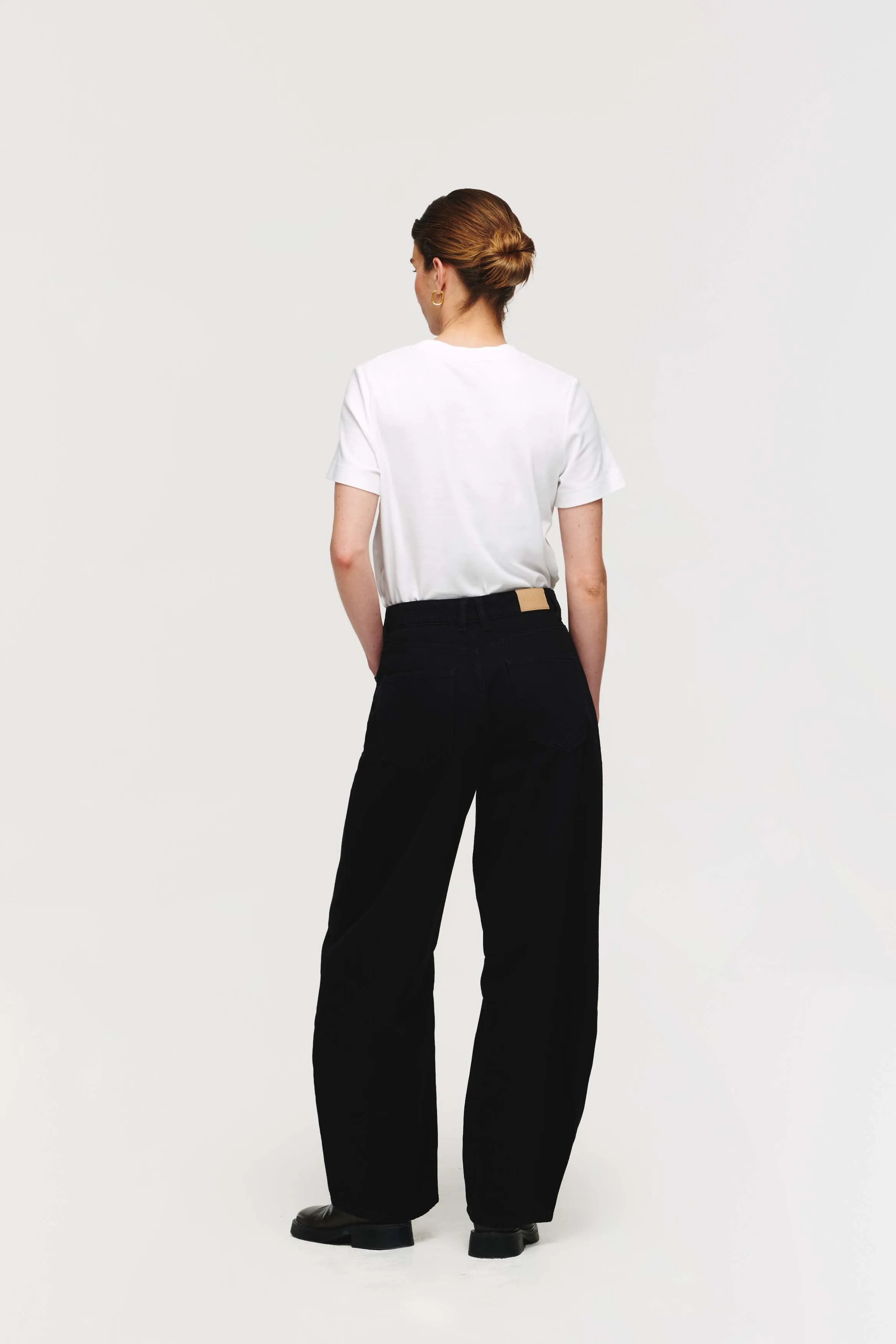 Markus Horseshoe Jeans sold by Aligne product image thumbnail 4