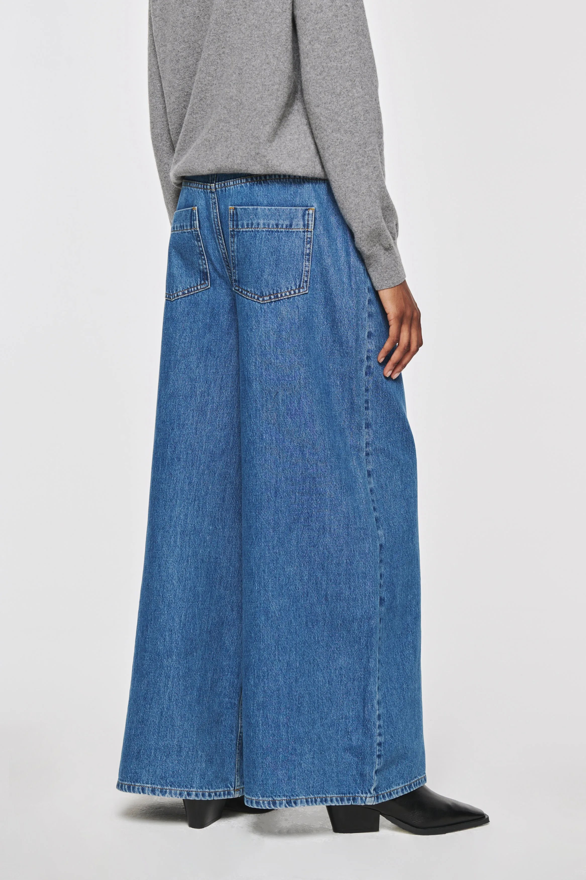 Jacinda Wide Leg Jeans sold by Aligne product image thumbnail 4