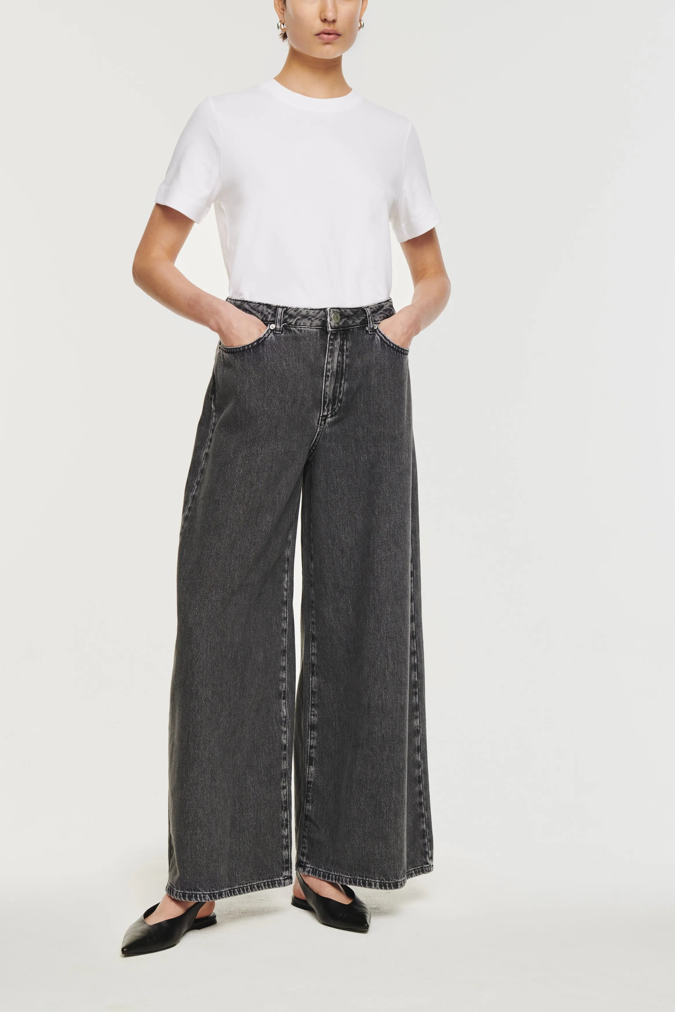 Jacinda Wide Leg Jeans sold by Aligne