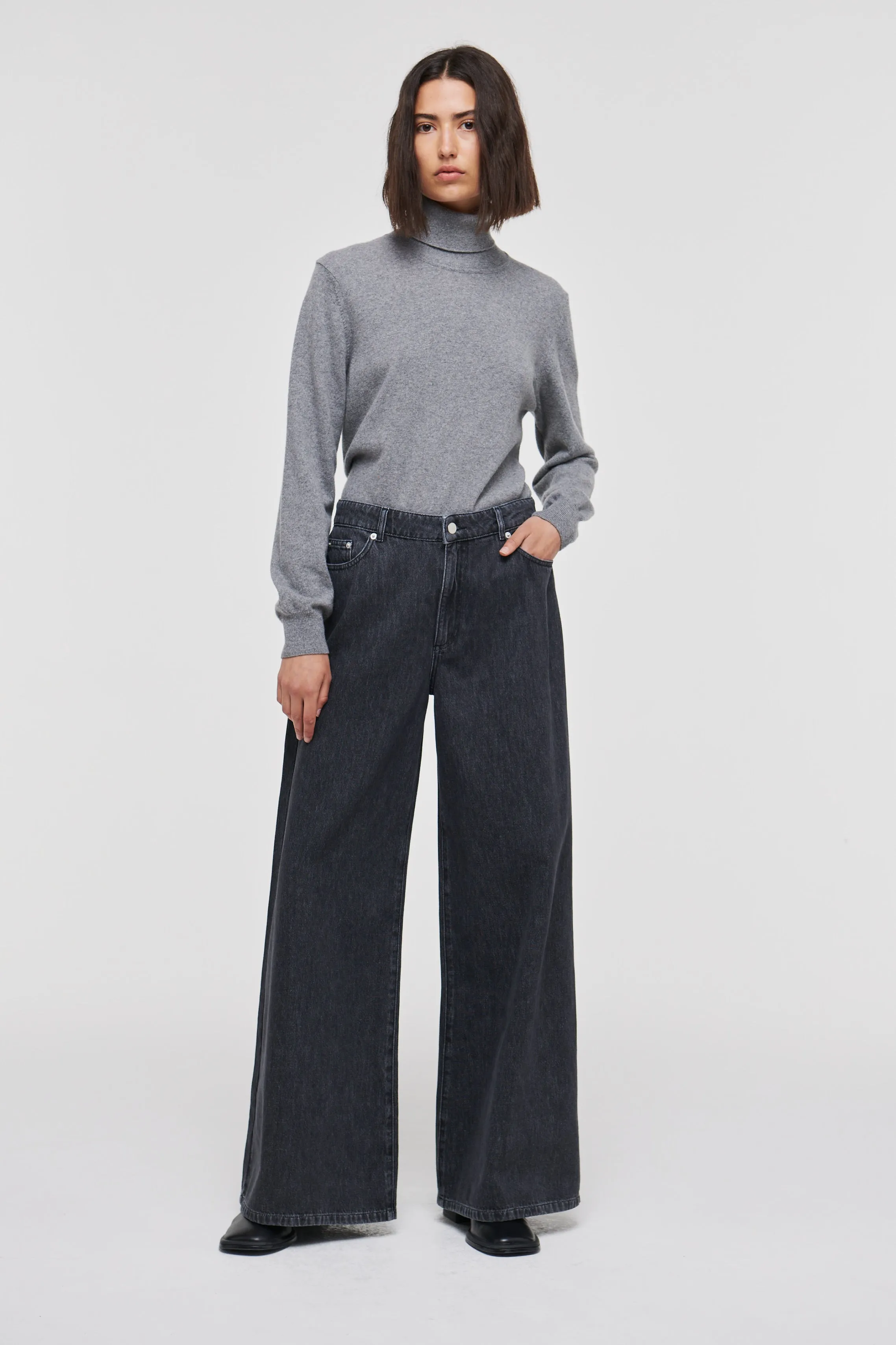 Jacinda Wide Leg Jeans sold by Aligne product image thumbnail 3
