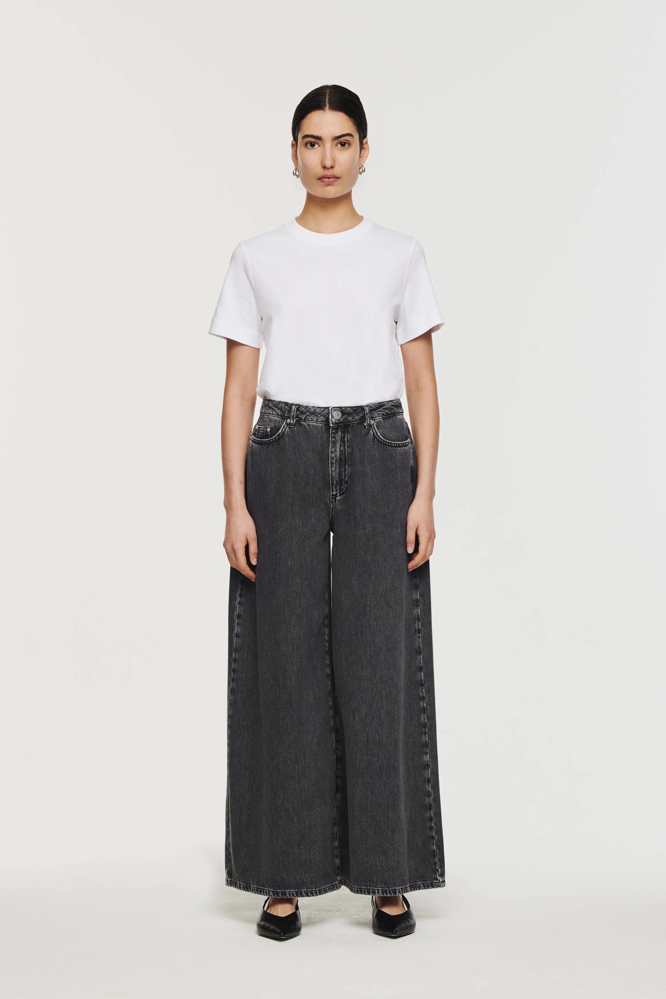 Jacinda Wide Leg Jeans sold by Aligne product image thumbnail 2