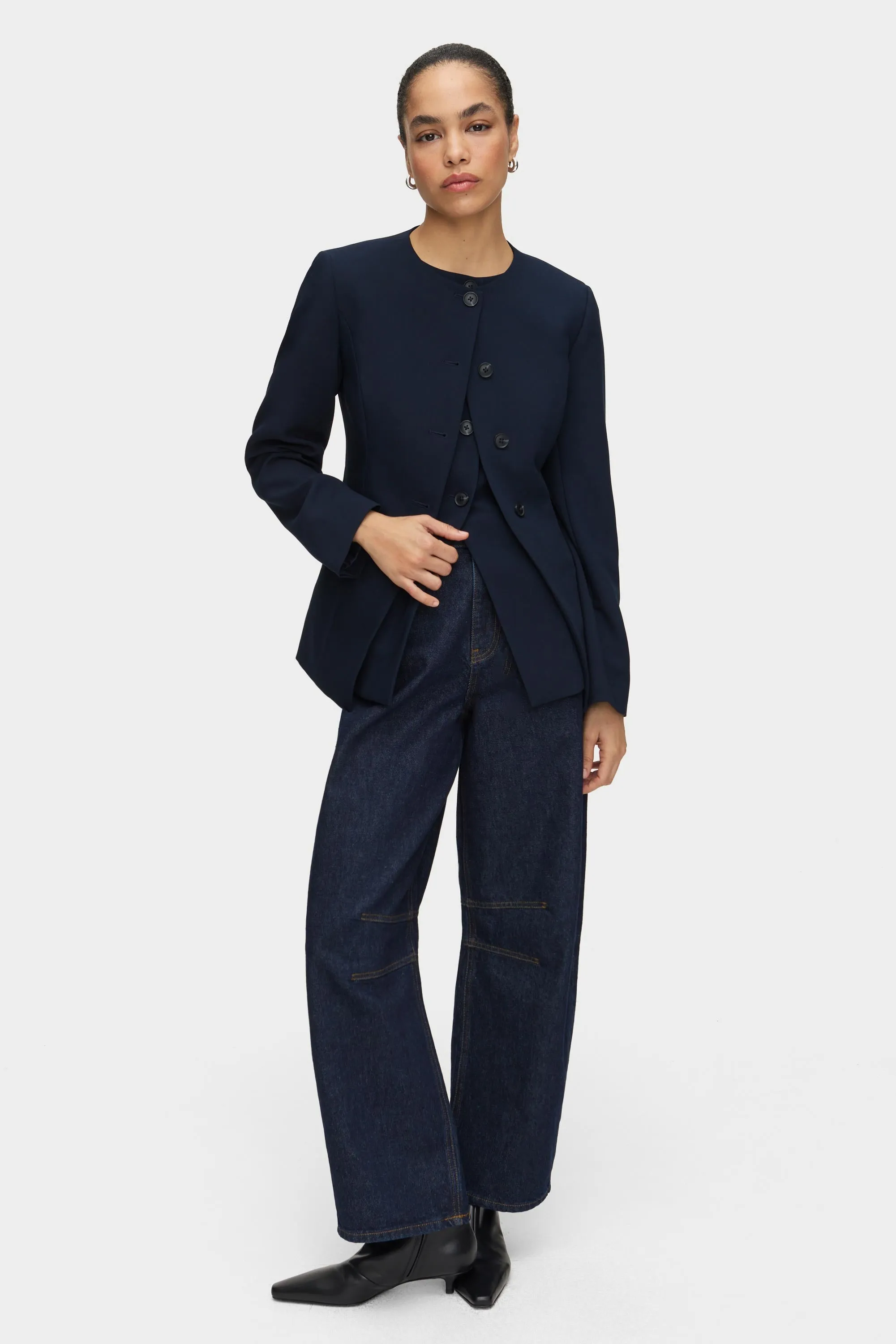 Leo Long Waistcoat sold by Aligne product image thumbnail 2