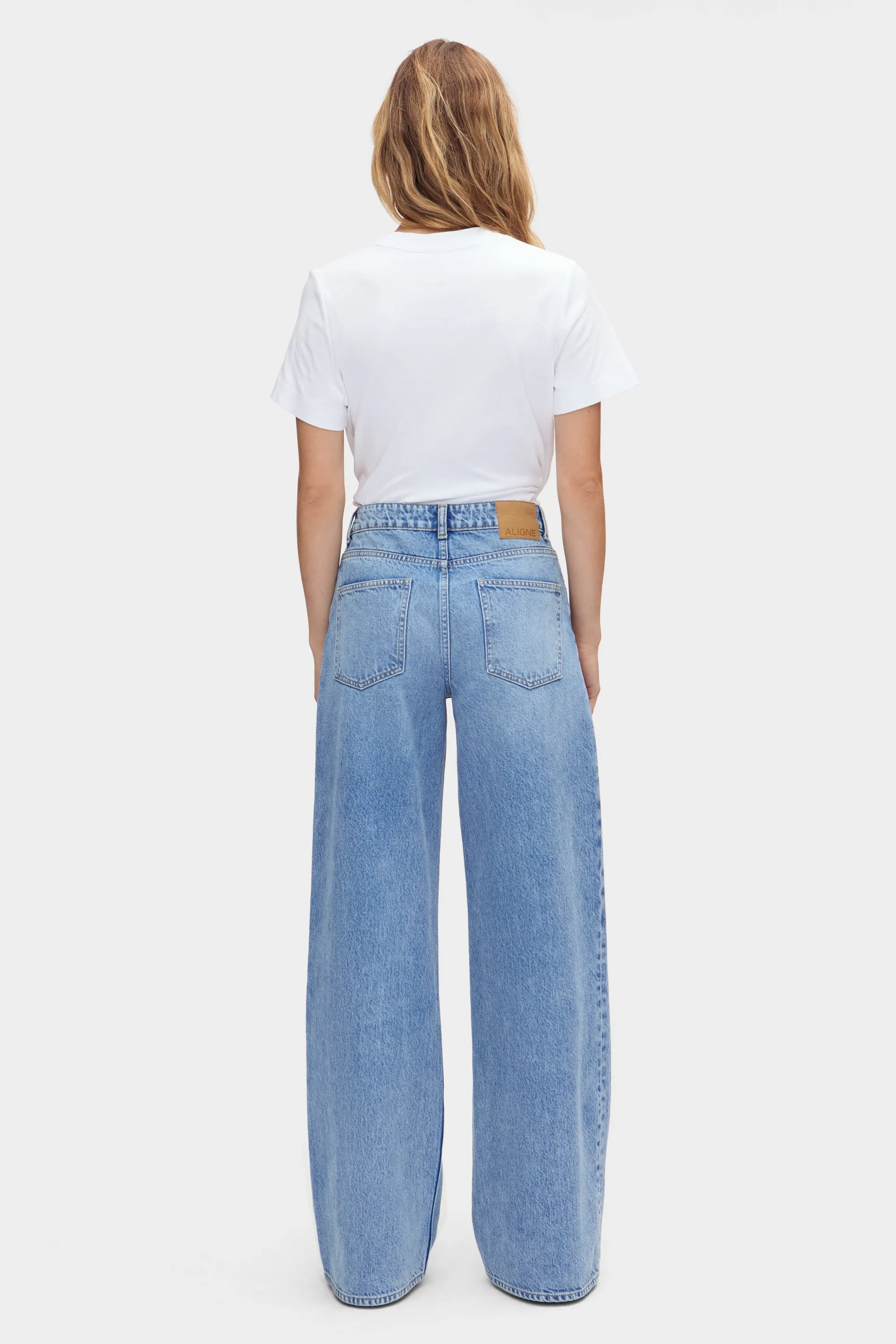 Low Rise Loose Wide-Leg Jeans sold by Aligne product image thumbnail 4